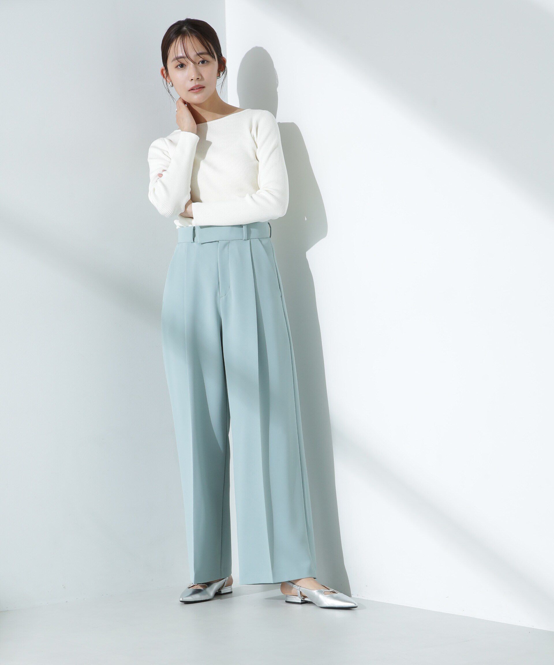 nano･universe「ツイルワイドスラックス」|チノ|