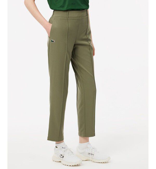 LACOSTE「UPF30+ UVカット センタークリース ストレッチテーパードスリムパンツ / ゴルフパンツ」|チノ|カーキ