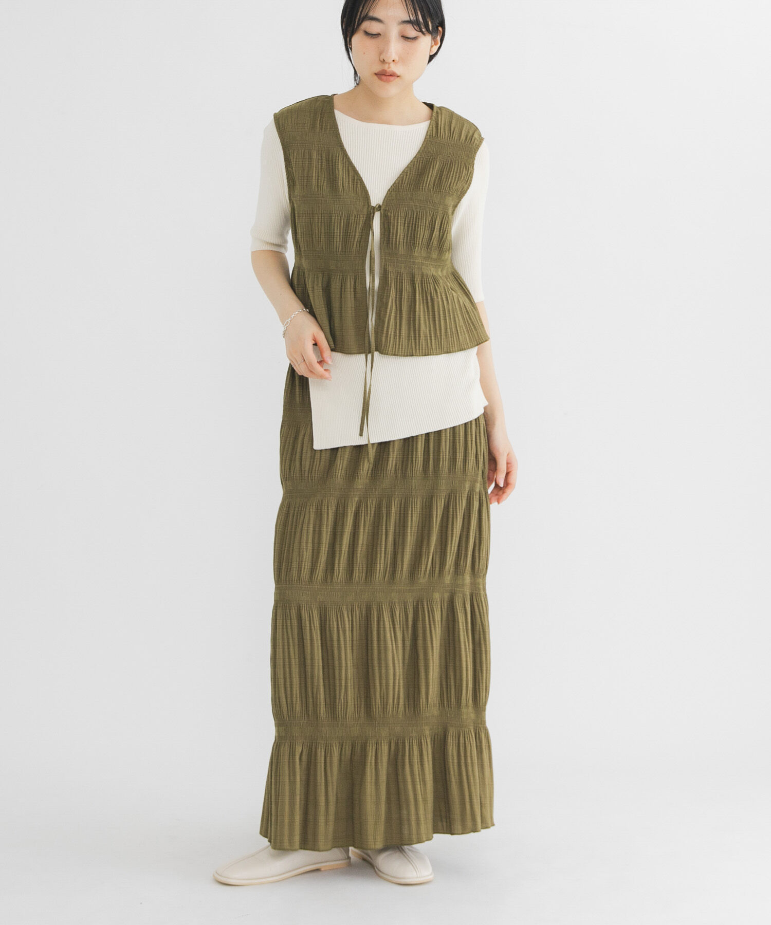  「マジョリカプリーツベストSETスカート」|その他|カーキ