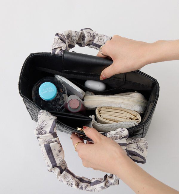  「スカーフハンドルキルティングトート」|ショルダー・メッセンジャー|