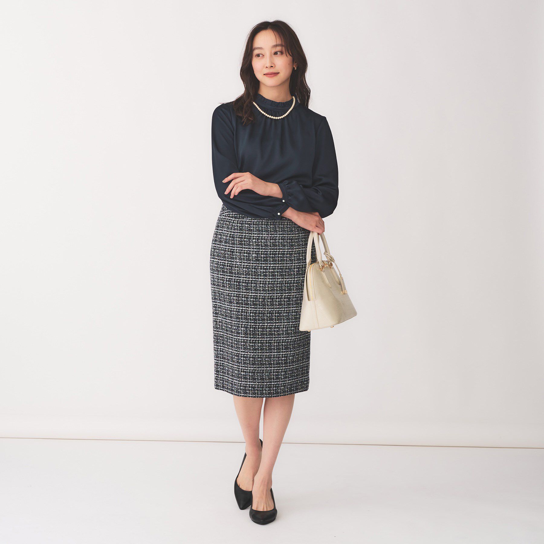 UNTITLED「【通勤】スタンドネック フリルブラウス」|シャツ・ブラウス|