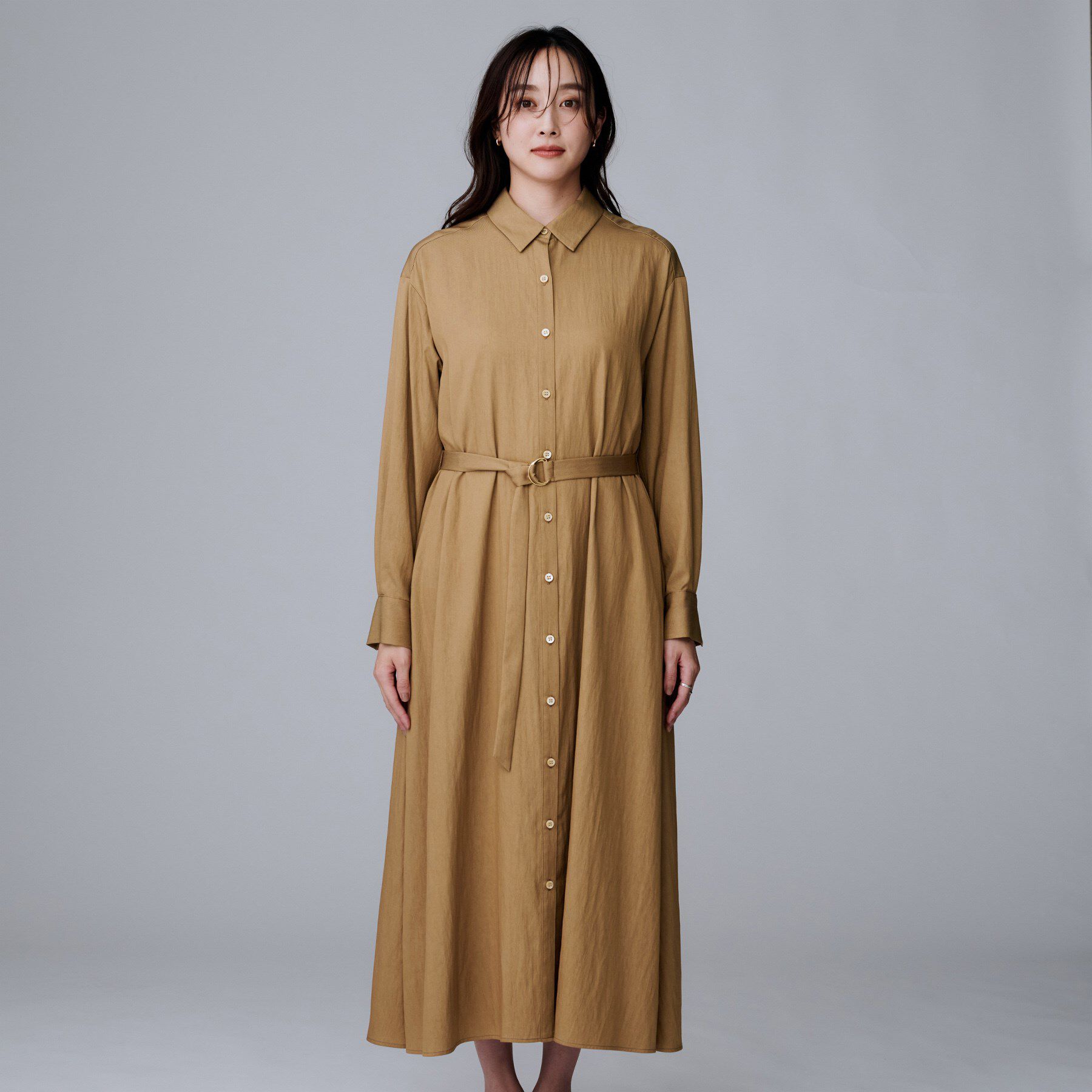 UNTITLED「【前開きボタン/ベルト付/羽織シャツ/】2WAYトレンチ風ワンピース」|ワンピース|