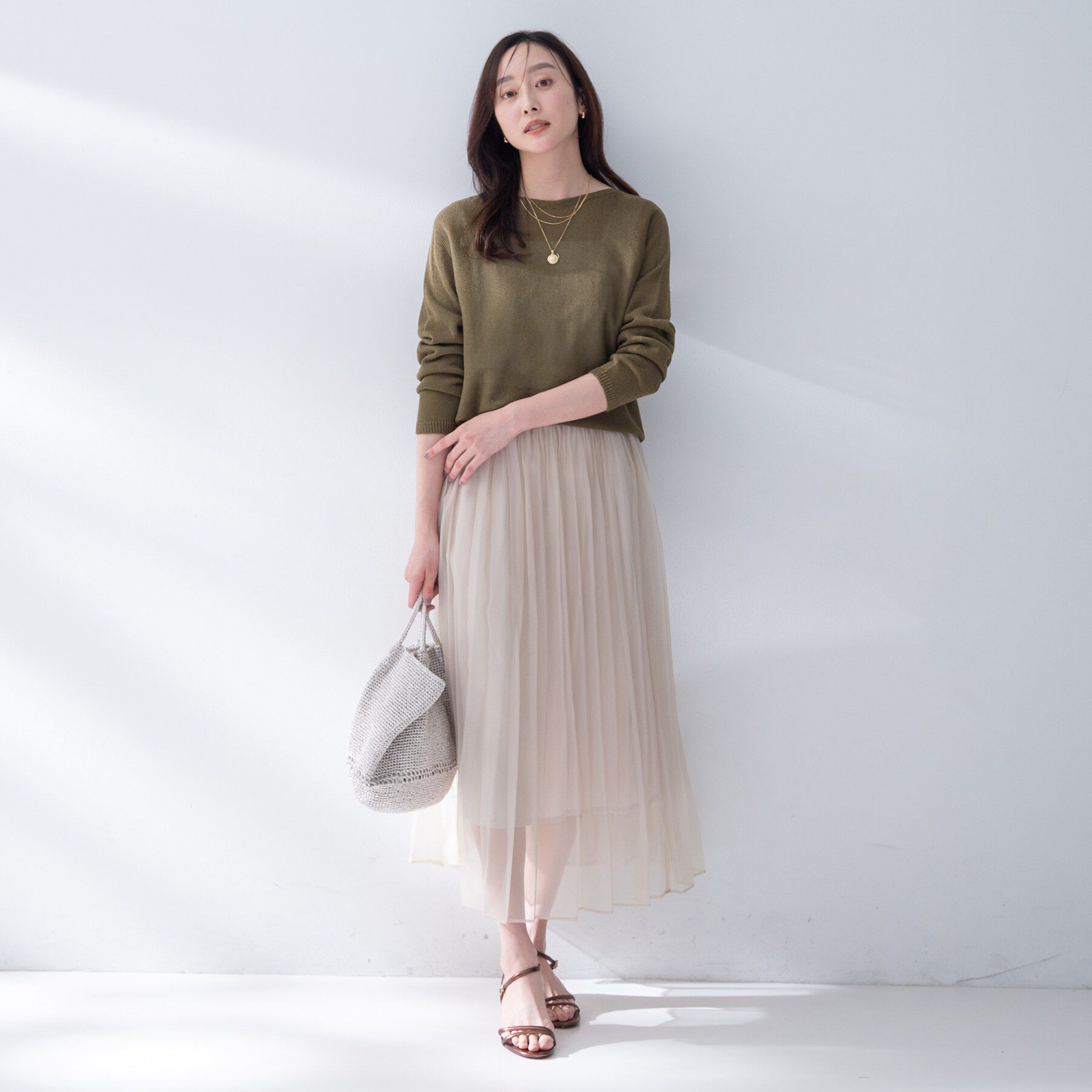 UNTITLED「【古畑星夏さん着用/8色展開/程よい透け感】ドライタッチボートネックニット」|ニット・セーター|