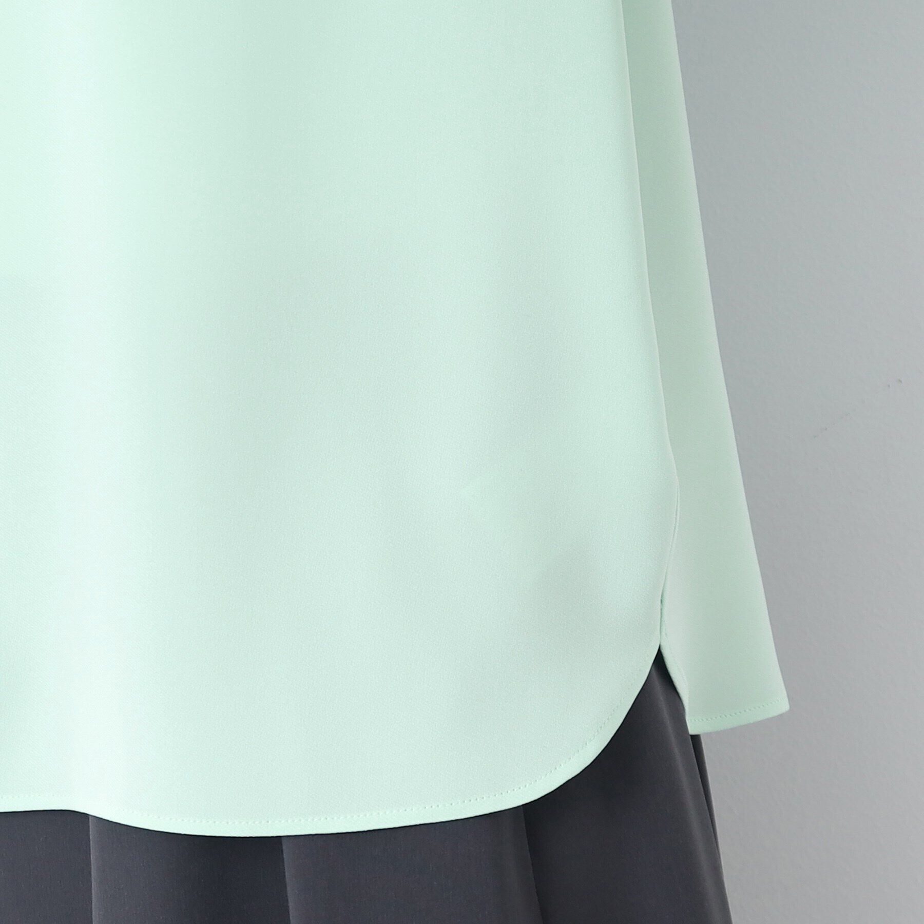 INDIVI「【洗える/通勤/UVケア/接触冷感】タックブラウス」|シャツ・ブラウス|