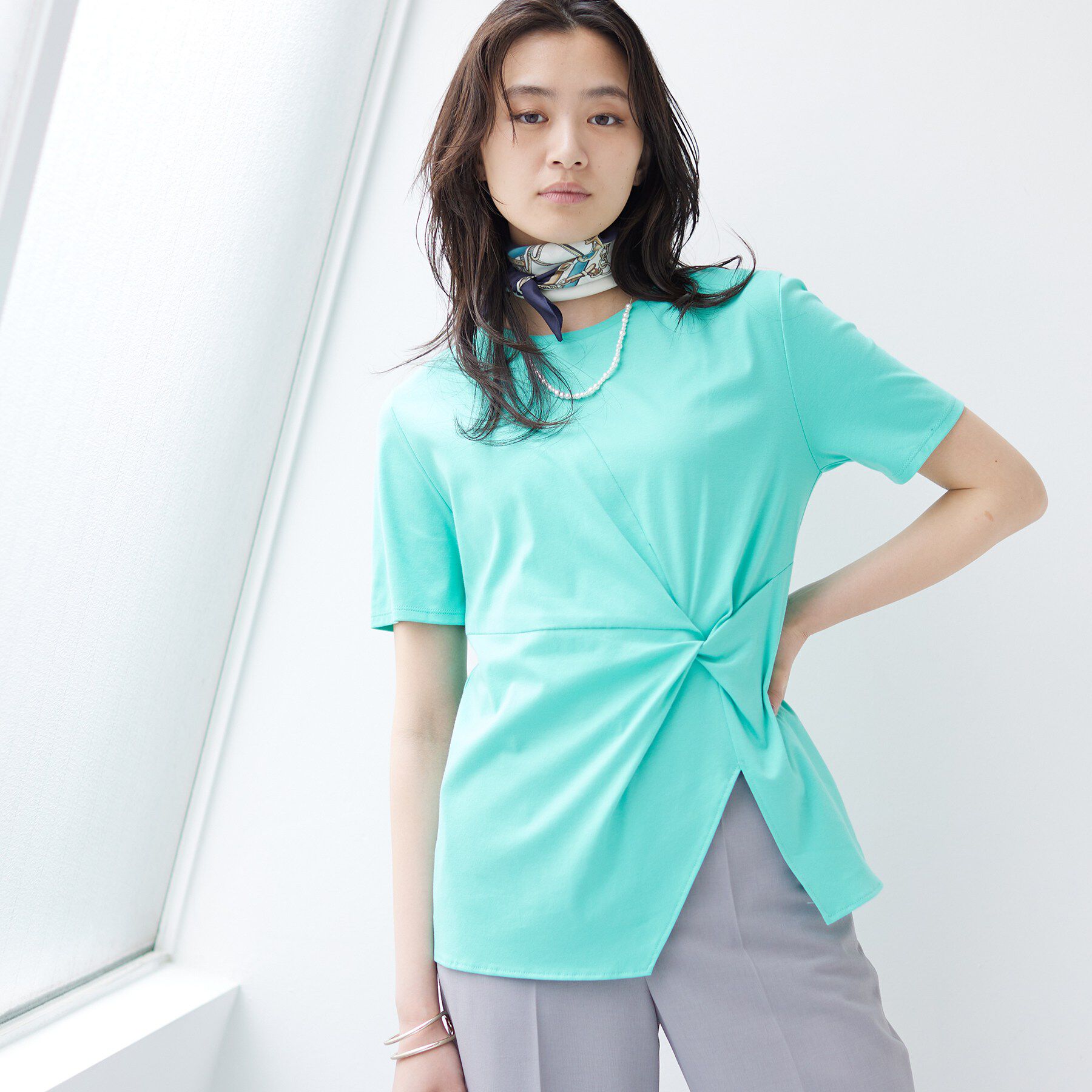 INDIVI「【洗える】ねじりデザインTシャツ」|Tシャツ・カットソー|グリーン(022)