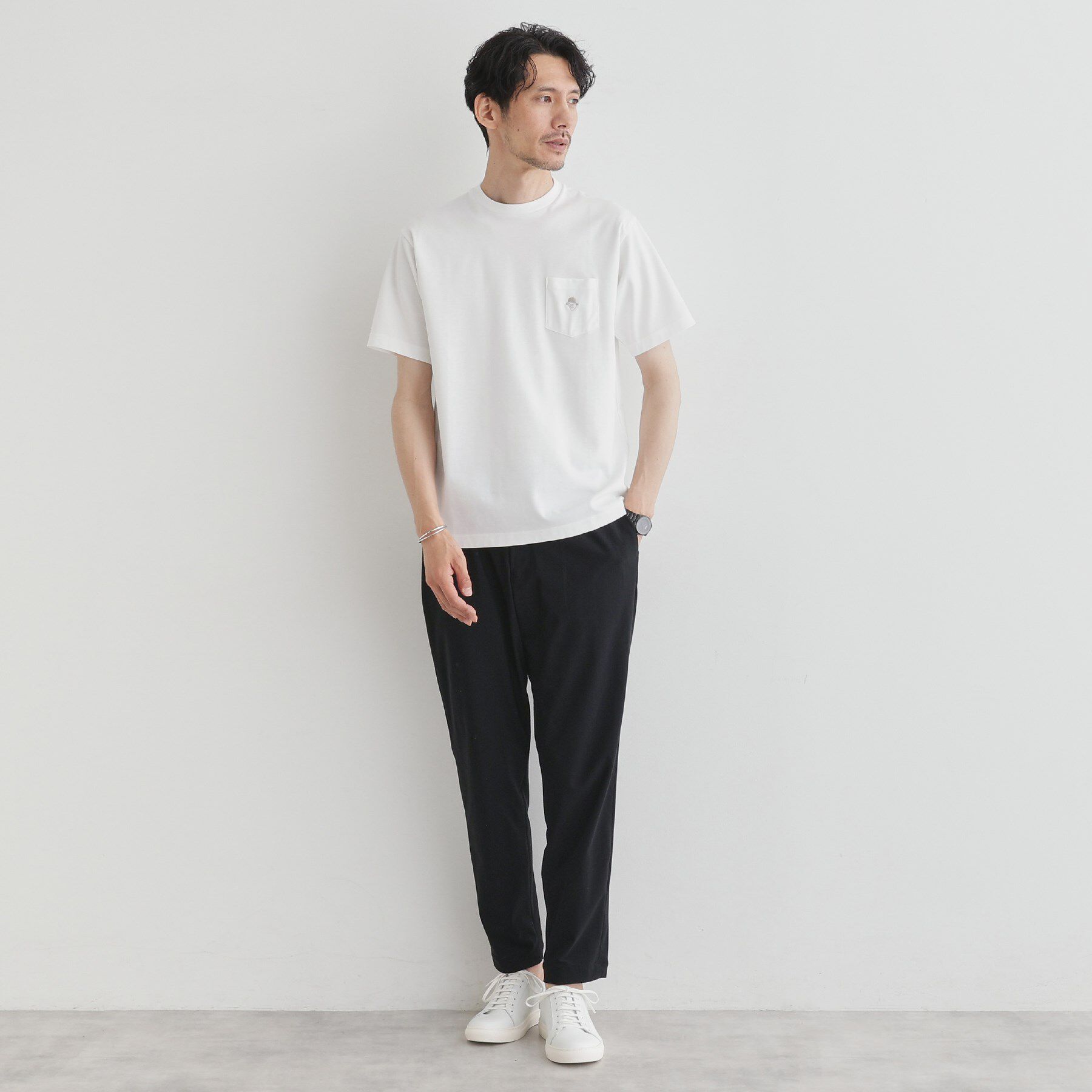 TAKEO KIKUCHI「【COOL CITY WEAR】ワンポイント刺しゅう ポケットTシャツ /接触冷感」|Tシャツ・カットソー|