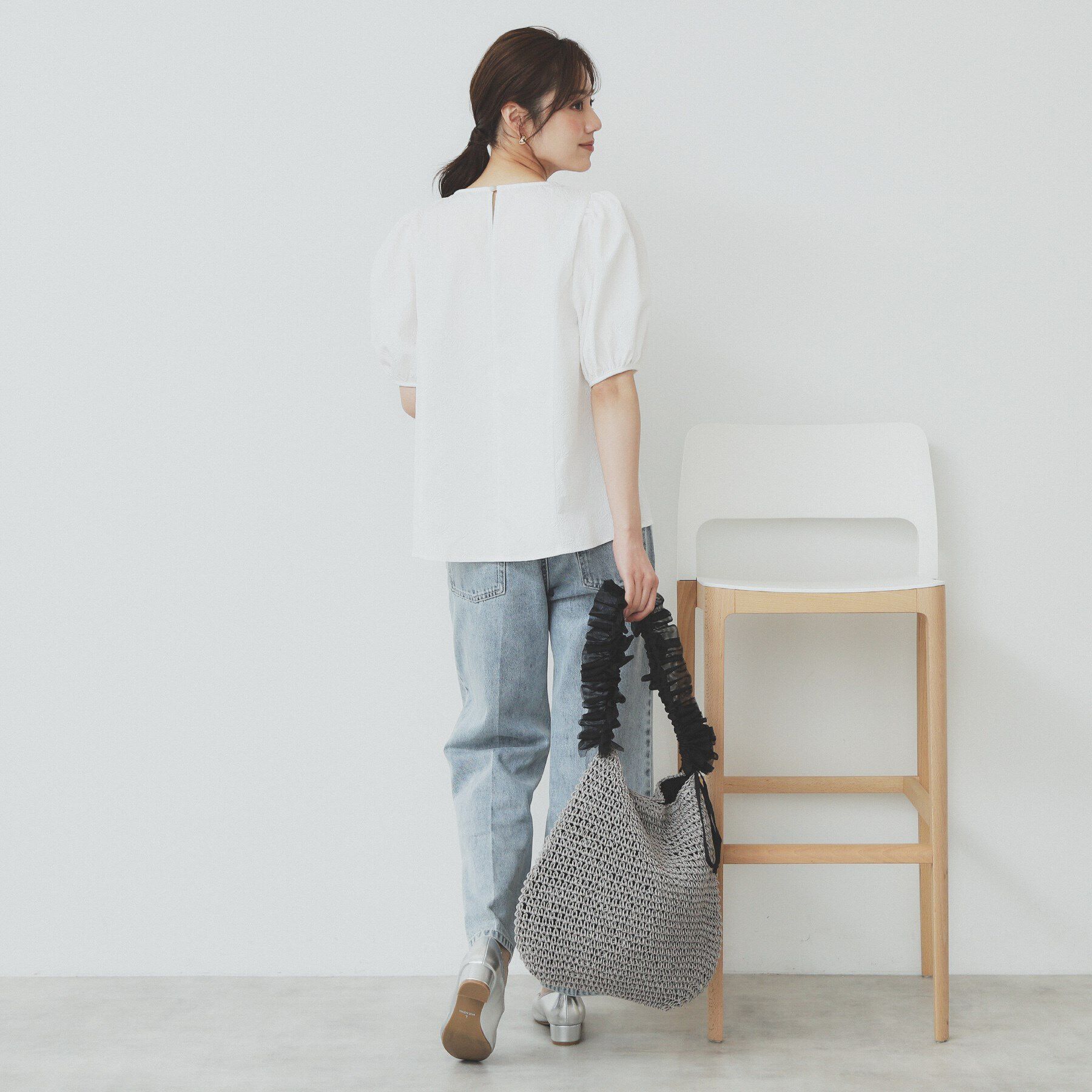 index「フラワージャカードパフフレアブラウス【洗濯機洗い可/防シワ】」|シャツ・ブラウス|