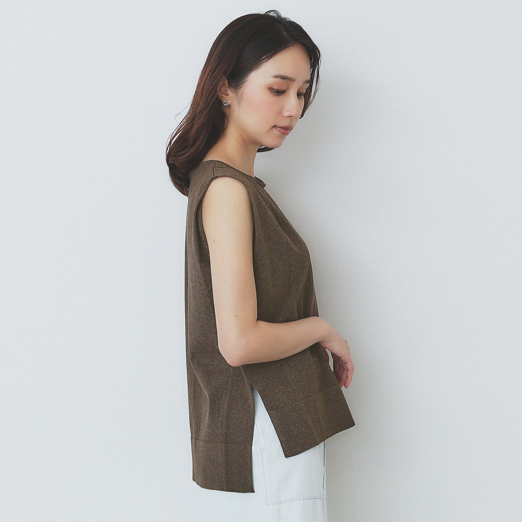 index「タックノースリーブニット【洗濯機洗い可/UVケア/抗ピル】」|Tシャツ・カットソー|