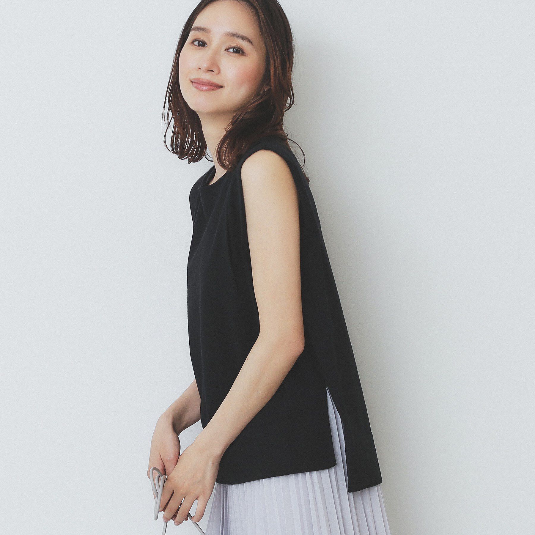 index「タックノースリーブニット【洗濯機洗い可/UVケア/抗ピル】」|Tシャツ・カットソー|