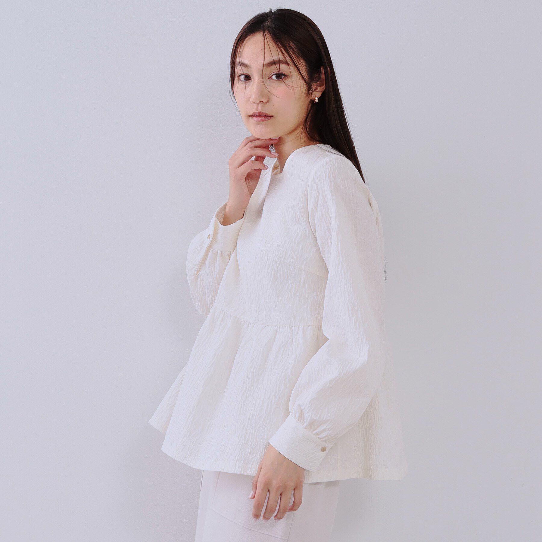 OPAQUE.CLIP「《通勤対応》ジャカードペプラムブラウス【洗濯機洗い可】」|シャツ・ブラウス|