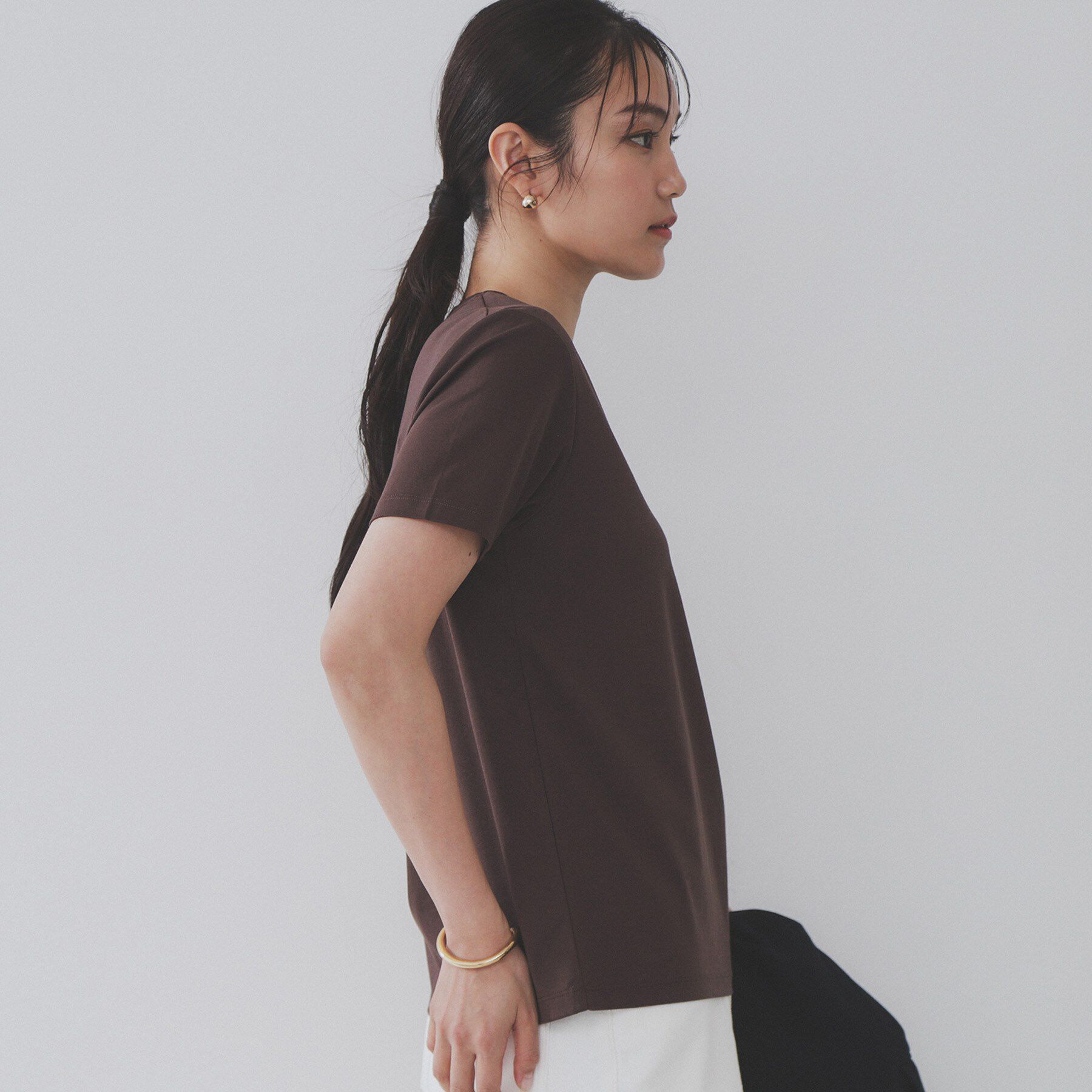 OPAQUE.CLIP「《5色展開/SS-LLサイズ》VネックベーシックTシャツ【接触冷感/洗濯機洗い可】」|Tシャツ・カットソー|