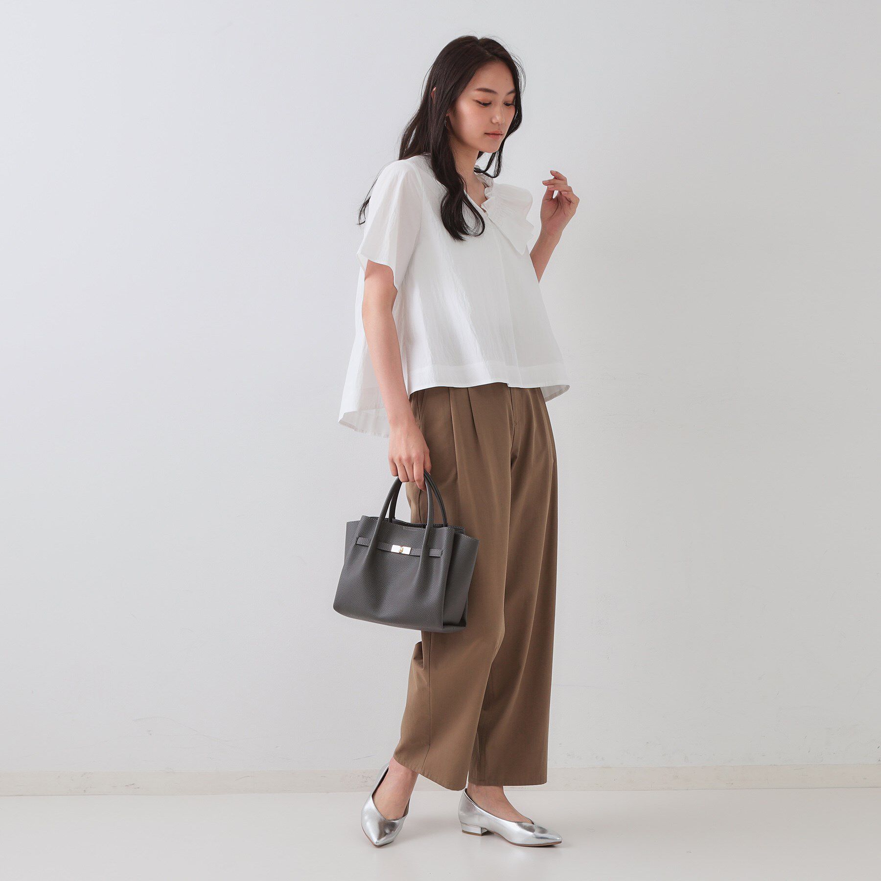 OPAQUE.CLIP「アシンメトリーフリルブラウス【洗濯機洗い可】」|シャツ・ブラウス|