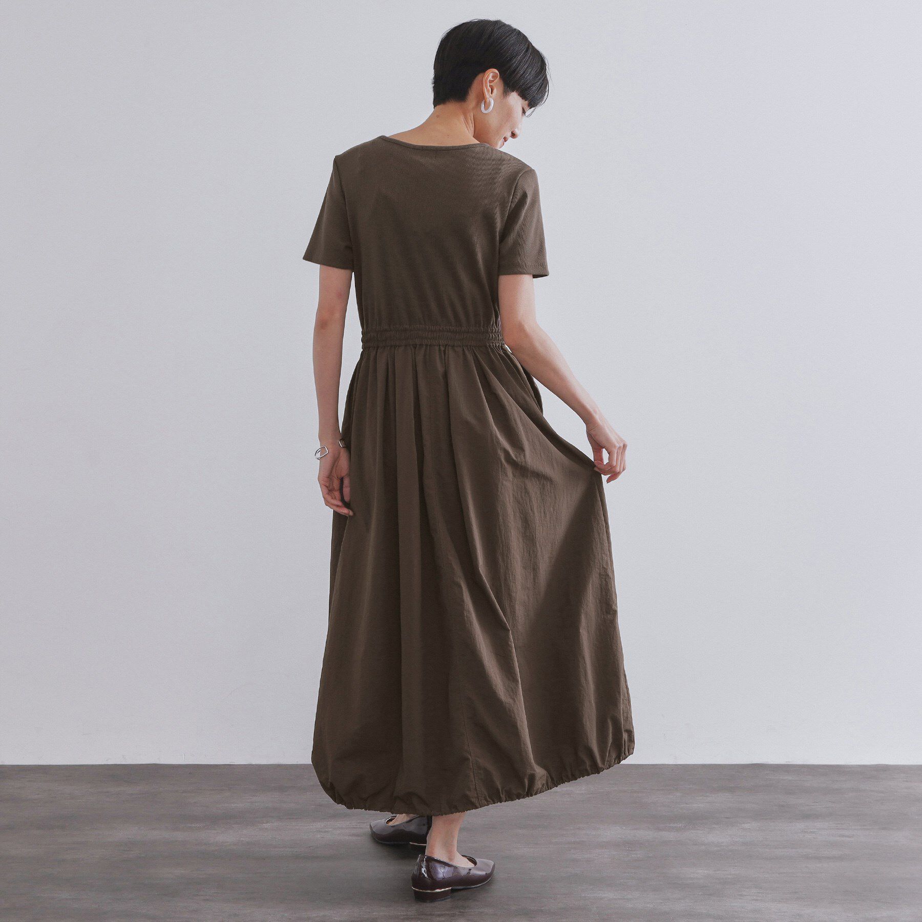 OPAQUE.CLIP「2WAYスピンドル使いドッキングワンピース【洗濯機洗い可】」|ワンピース|