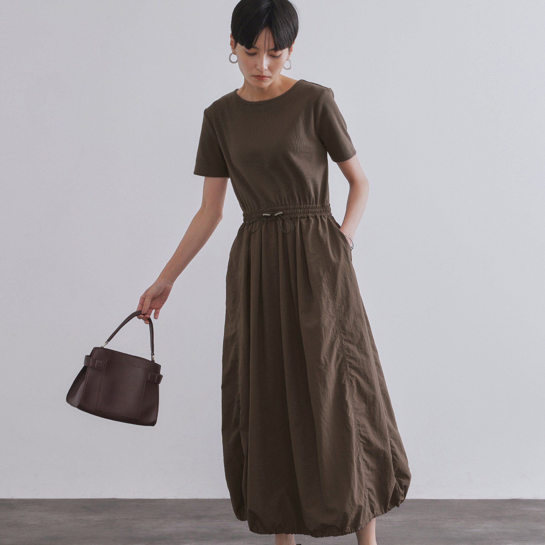 OPAQUE.CLIP「2WAYスピンドル使いドッキングワンピース【洗濯機洗い可】」|ワンピース|