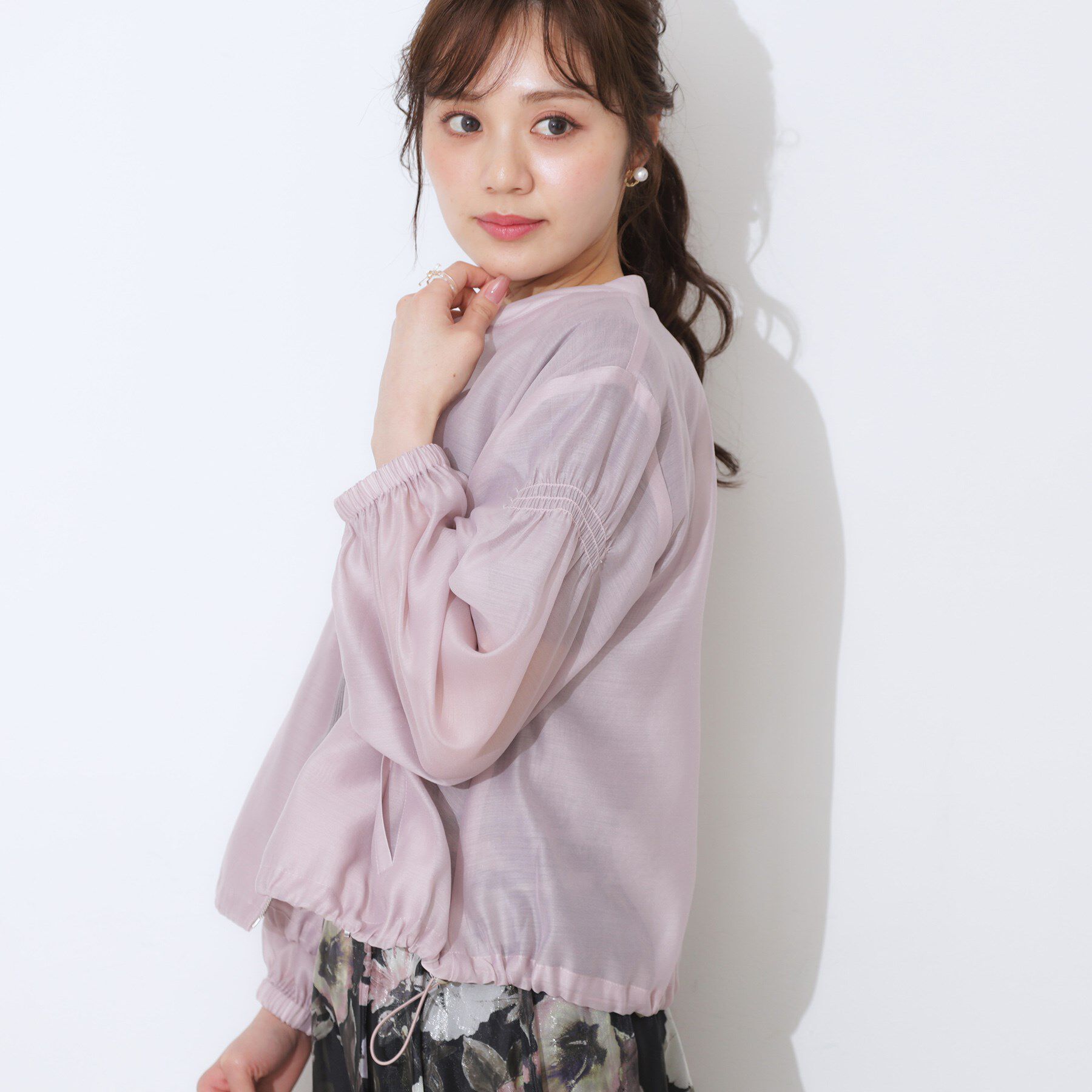 Couture broach「【マシンウォッシャブル・シアー】袖シャーリングシアーブルゾン」|ブルゾン・スタジャン|