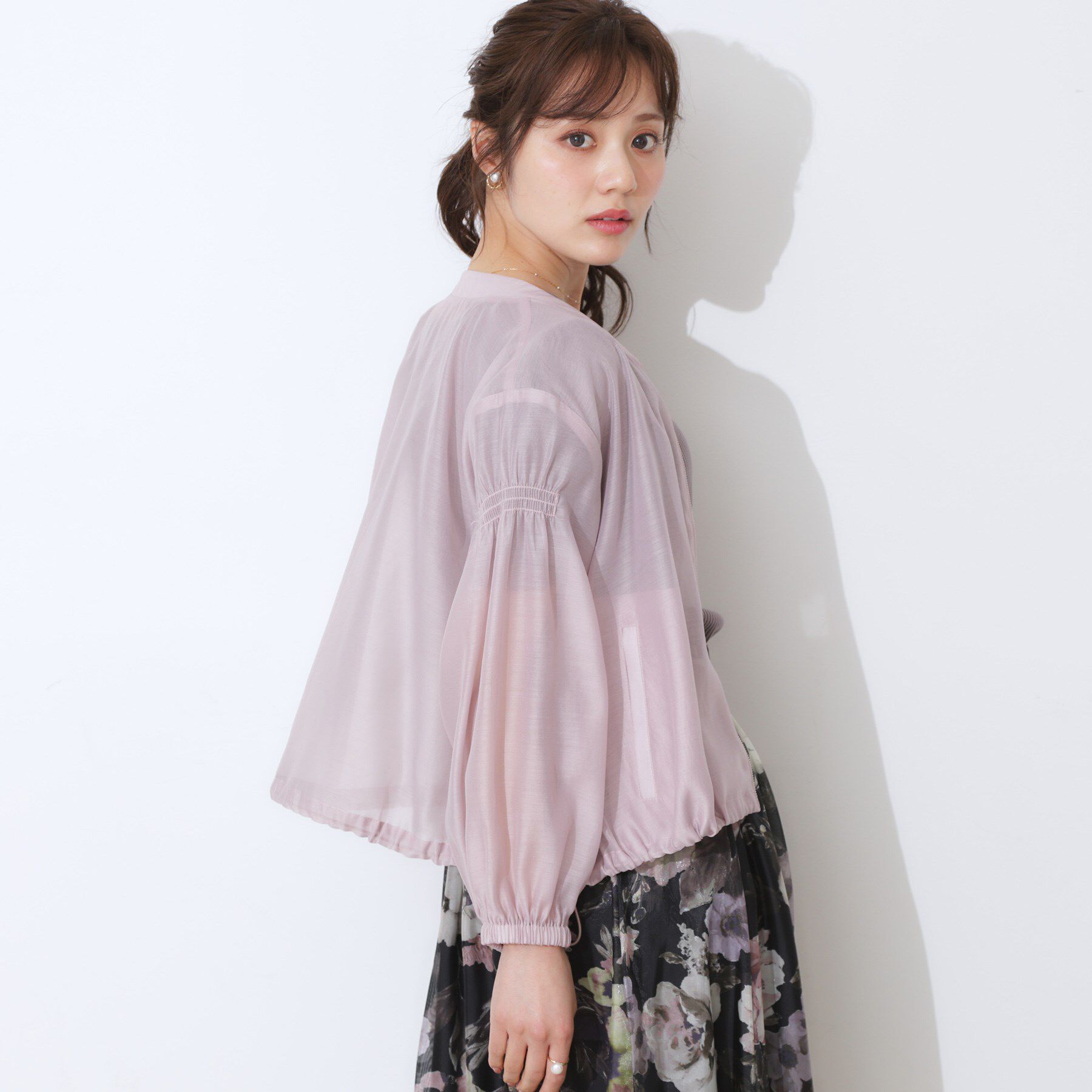 Couture broach「【マシンウォッシャブル・シアー】袖シャーリングシアーブルゾン」|ブルゾン・スタジャン|