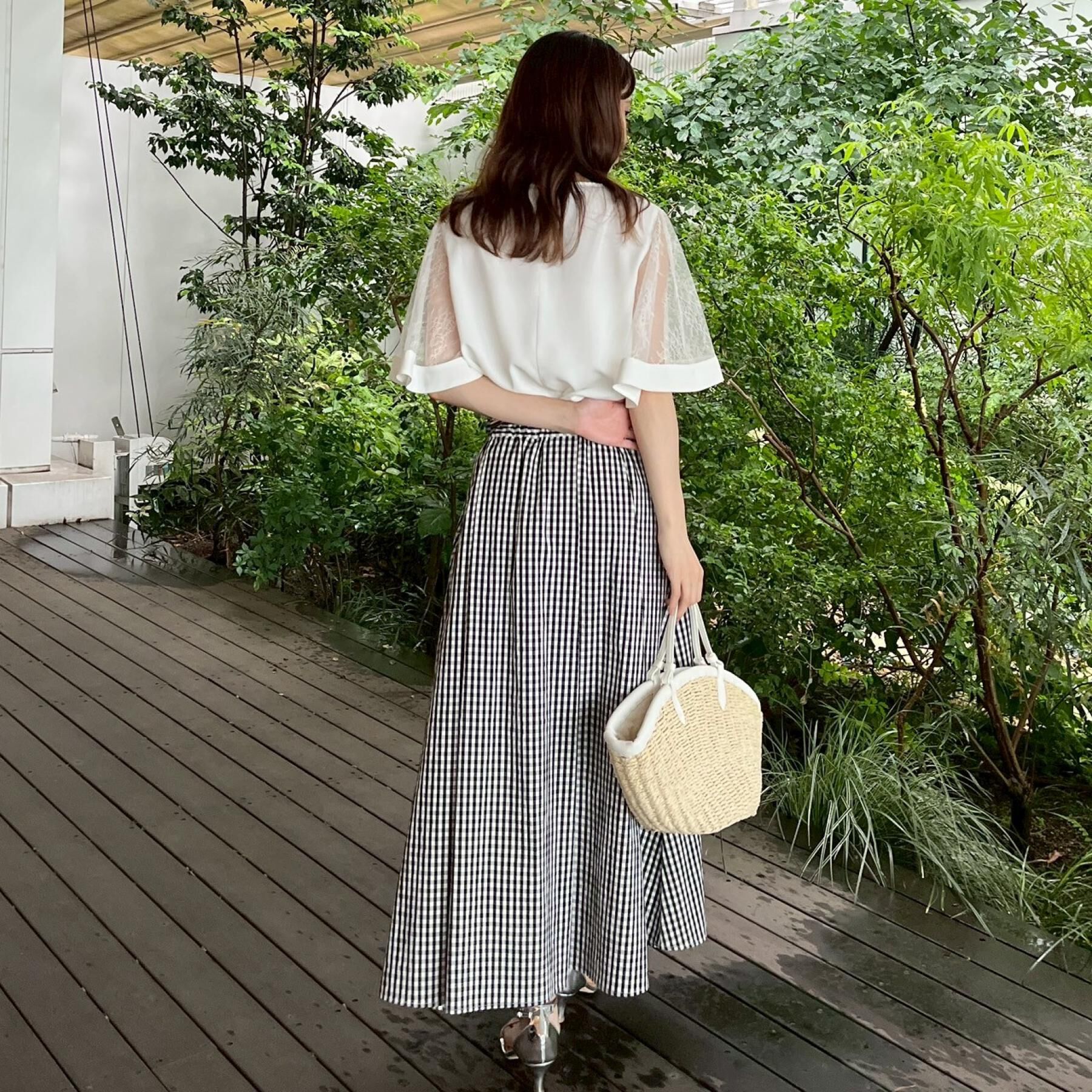 Couture broach「【マシンウォッシャブル・シアー・細見え】Vネック袖レースフレアブラウス」|シャツ・ブラウス|