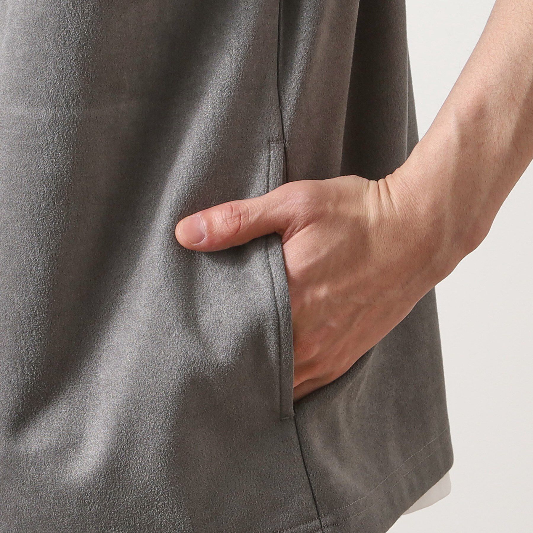 THE SHOP TK「フェイクスウェードアンサンブルカーディガン【五分袖カーディガン＋半袖Tシャツセットアイテム】」|カーディガン|