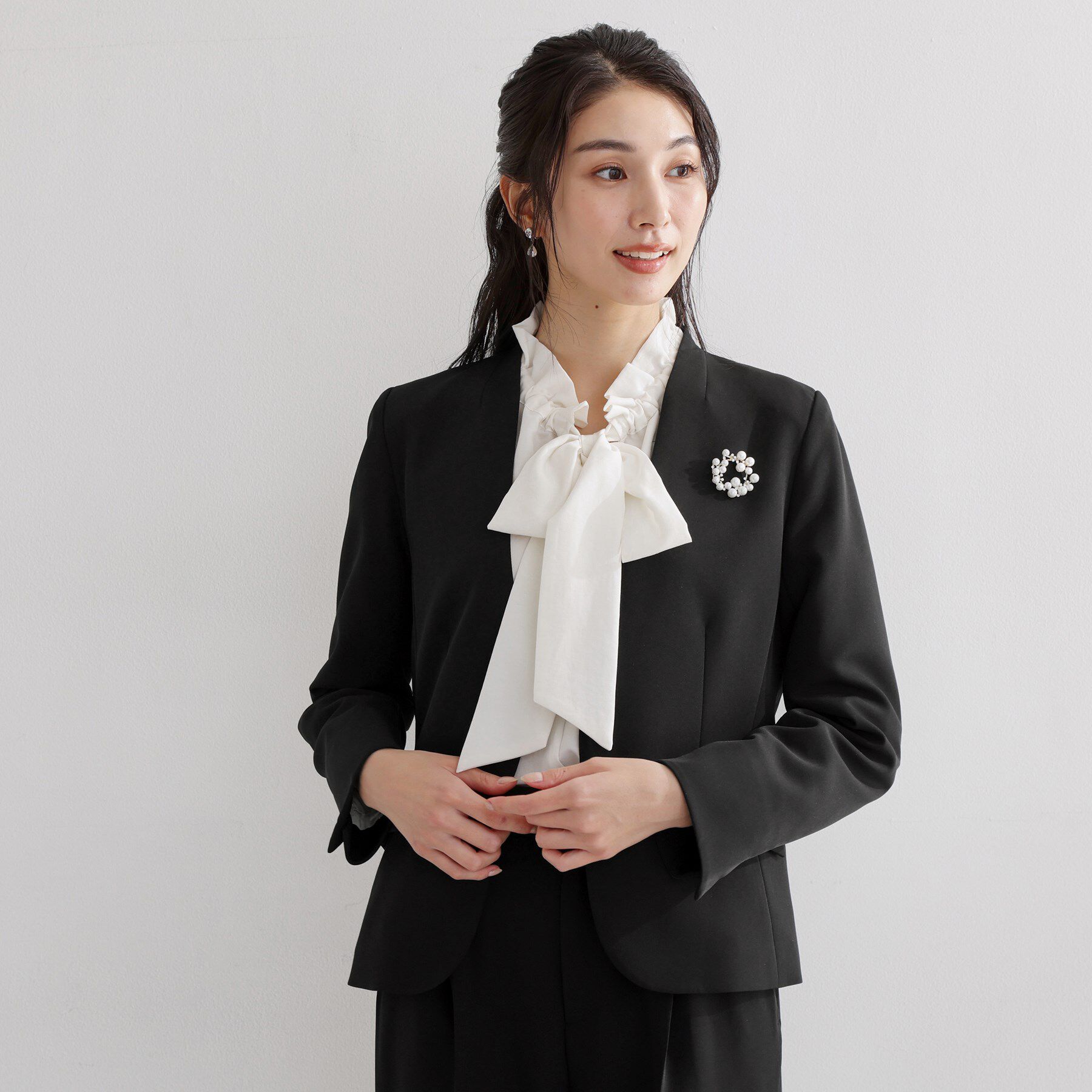 THE SHOP TK「【通勤スタイルに】ダブルクロス ノーカラージャケット/セットアップ可」|ノーカラージャケット|