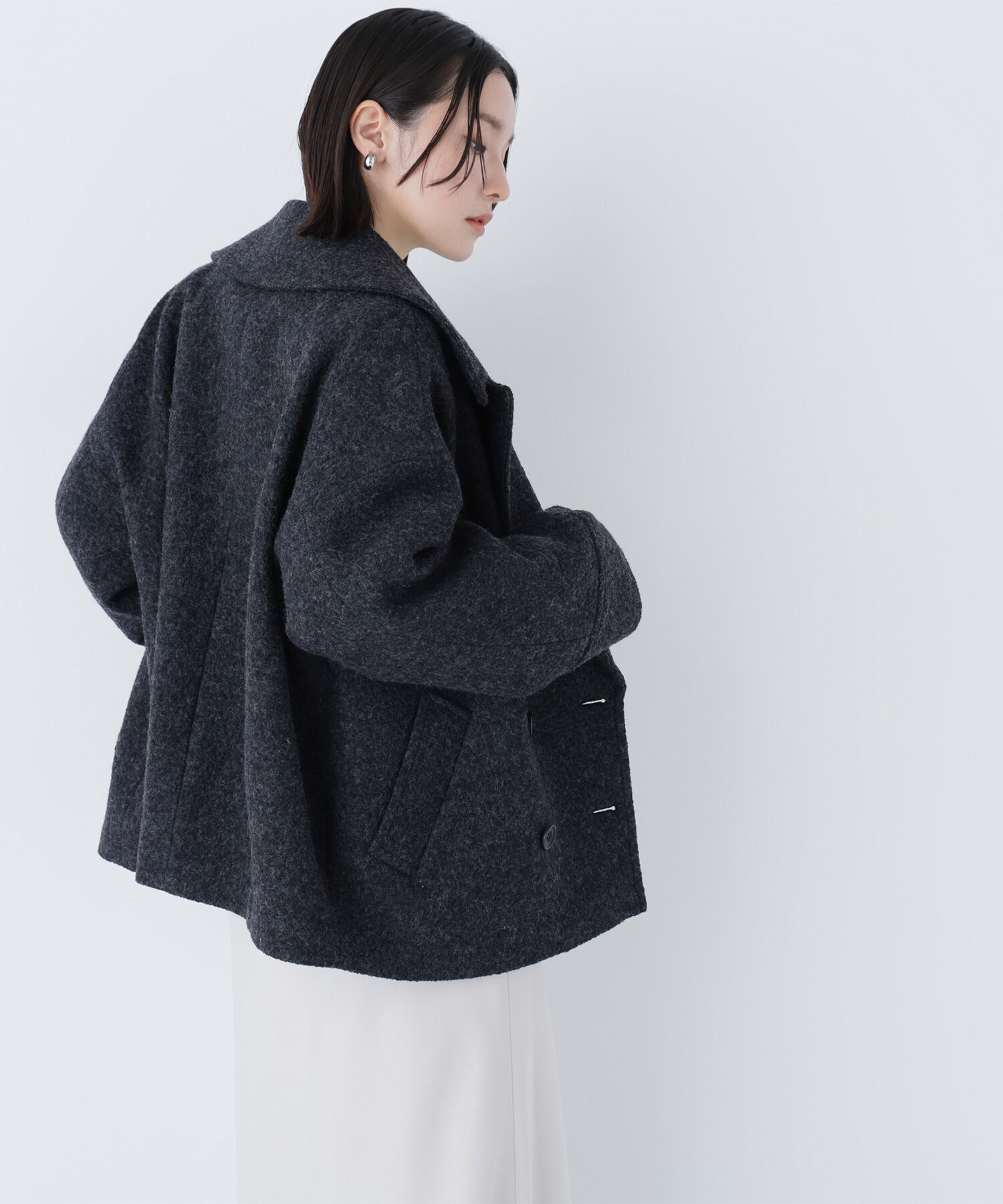  「ウーリーフォルムハーフコート」|ブルゾン・スタジャン|