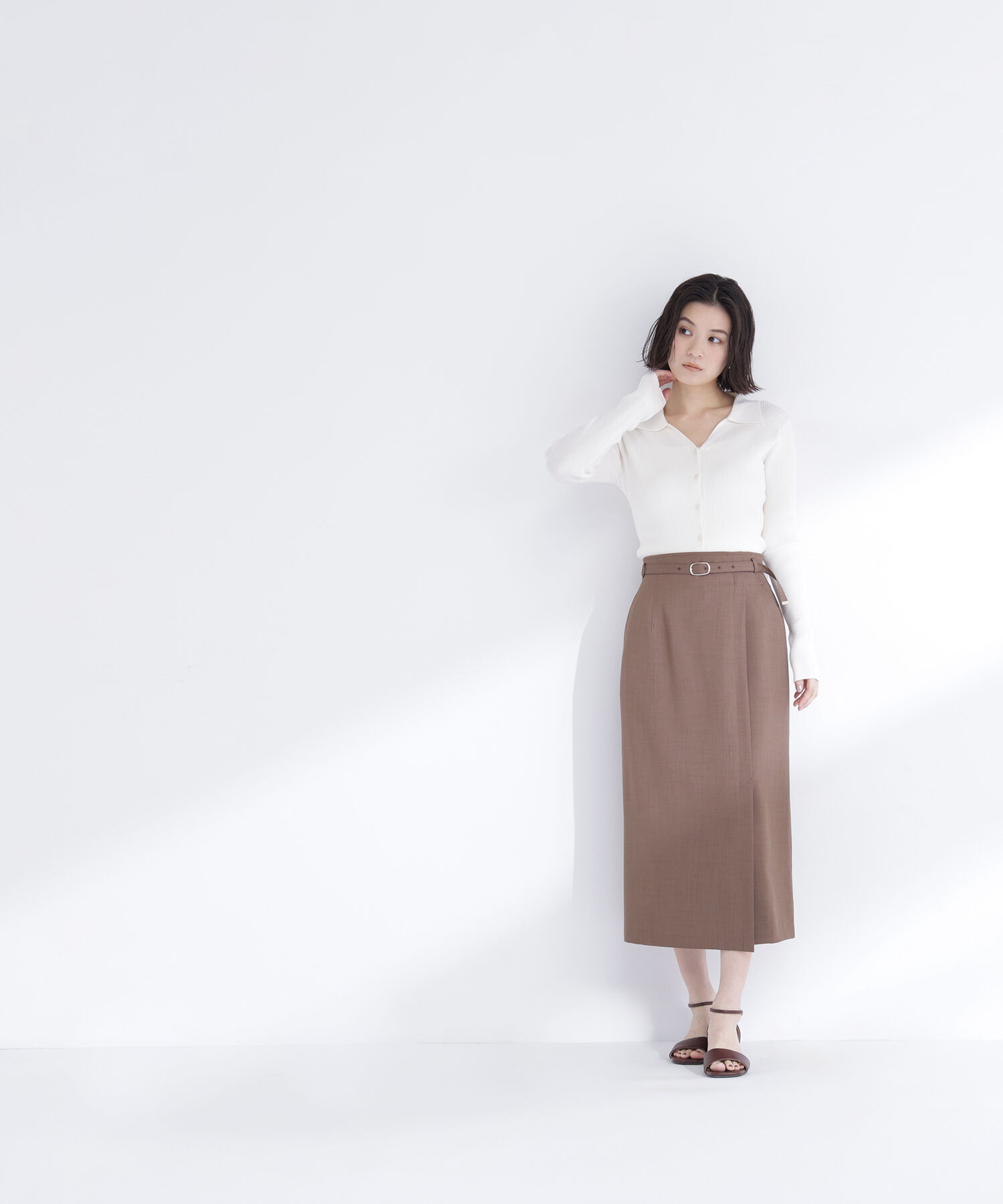  「襟付Vネックリブニット」|ニット・セーター|