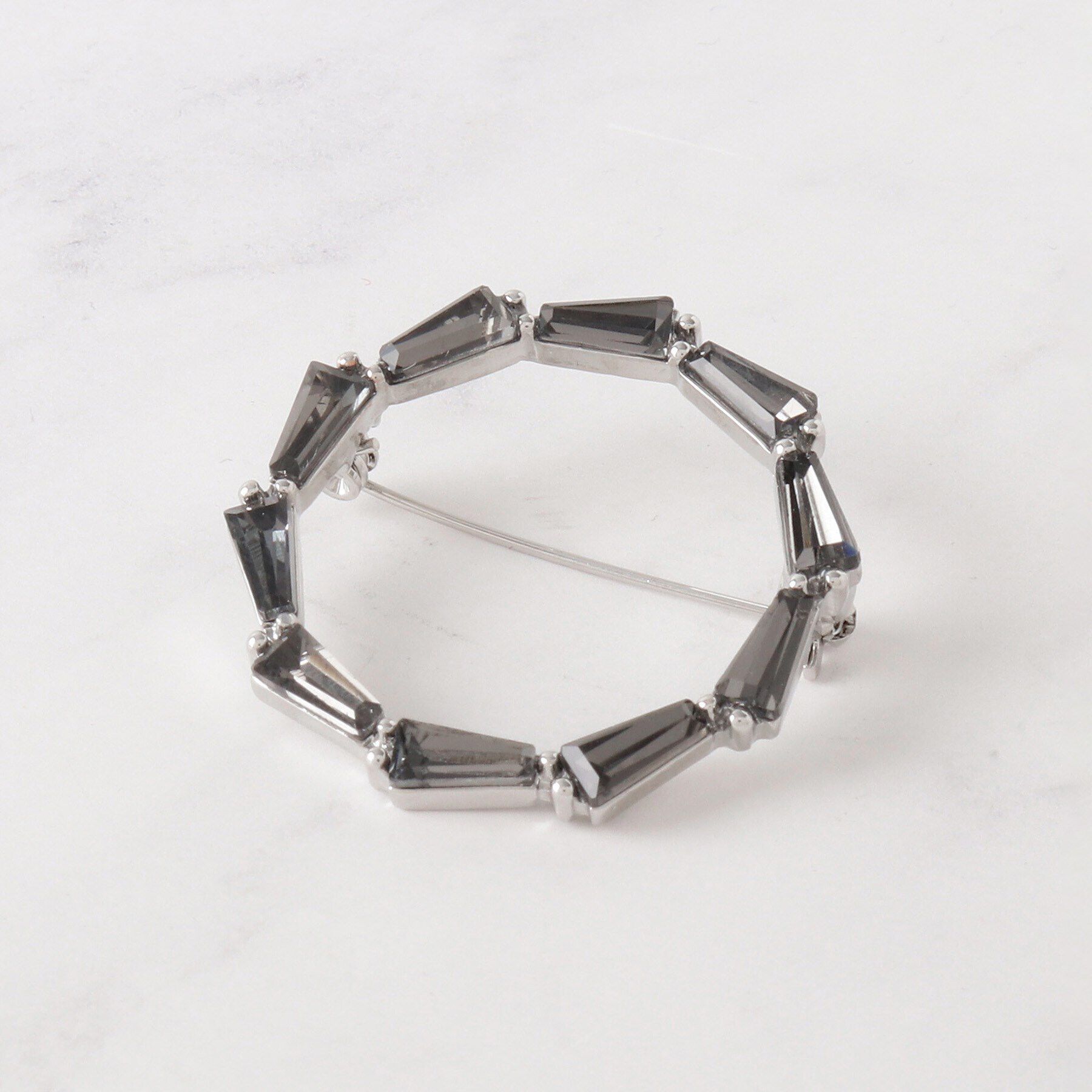 SHOO･LA･RUE「【セレモニー】上品華やかな　4デザインアソートブローチ」|ブローチ・コサージュ|シルバー(206)