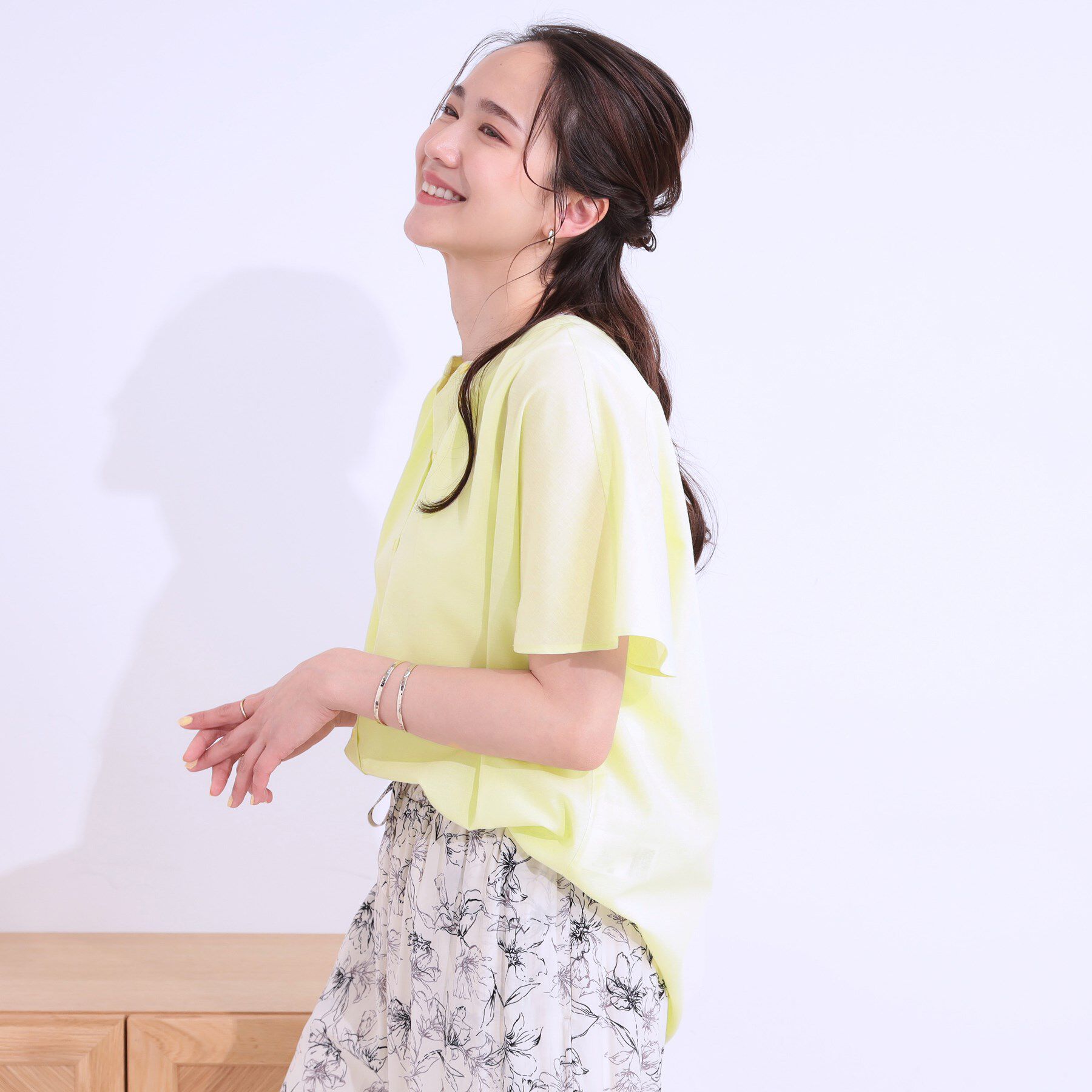 SHOO･LA･RUE「【洗える/S-LL/UV/吸水速乾】洗濯後しわになりにくいリネンブレンド前あきシャツ」|シャツ・ブラウス|