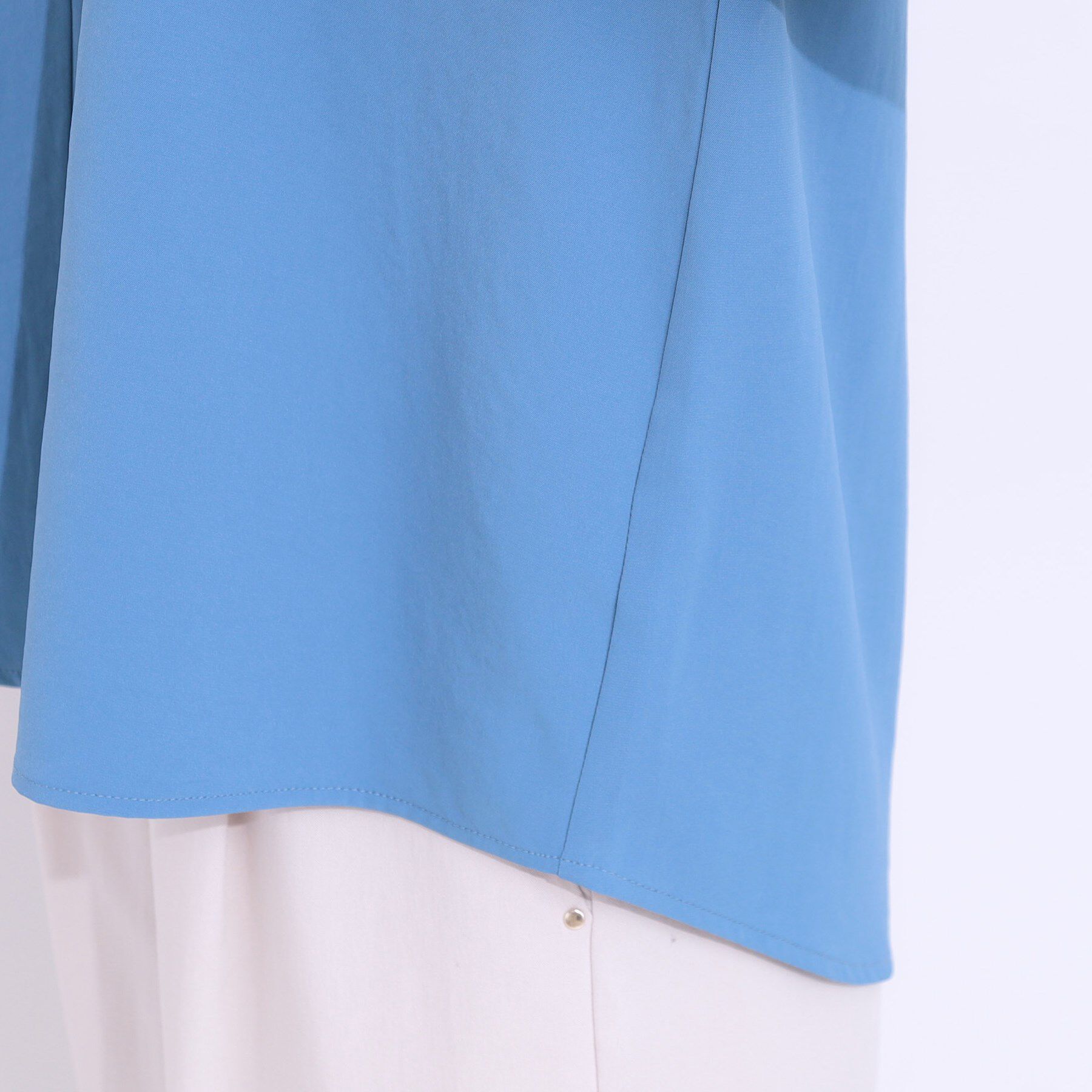 SHOO･LA･RUE「【洗える/ひんやり/S-LL】フェミニンもクールも フリルリボン5分袖ブラウス」|シャツ・ブラウス|