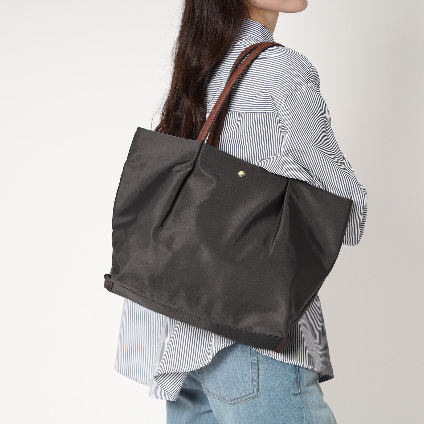 Ober Tashe「肩楽撥水ナイロン PC収納トート」|トートバッグ|