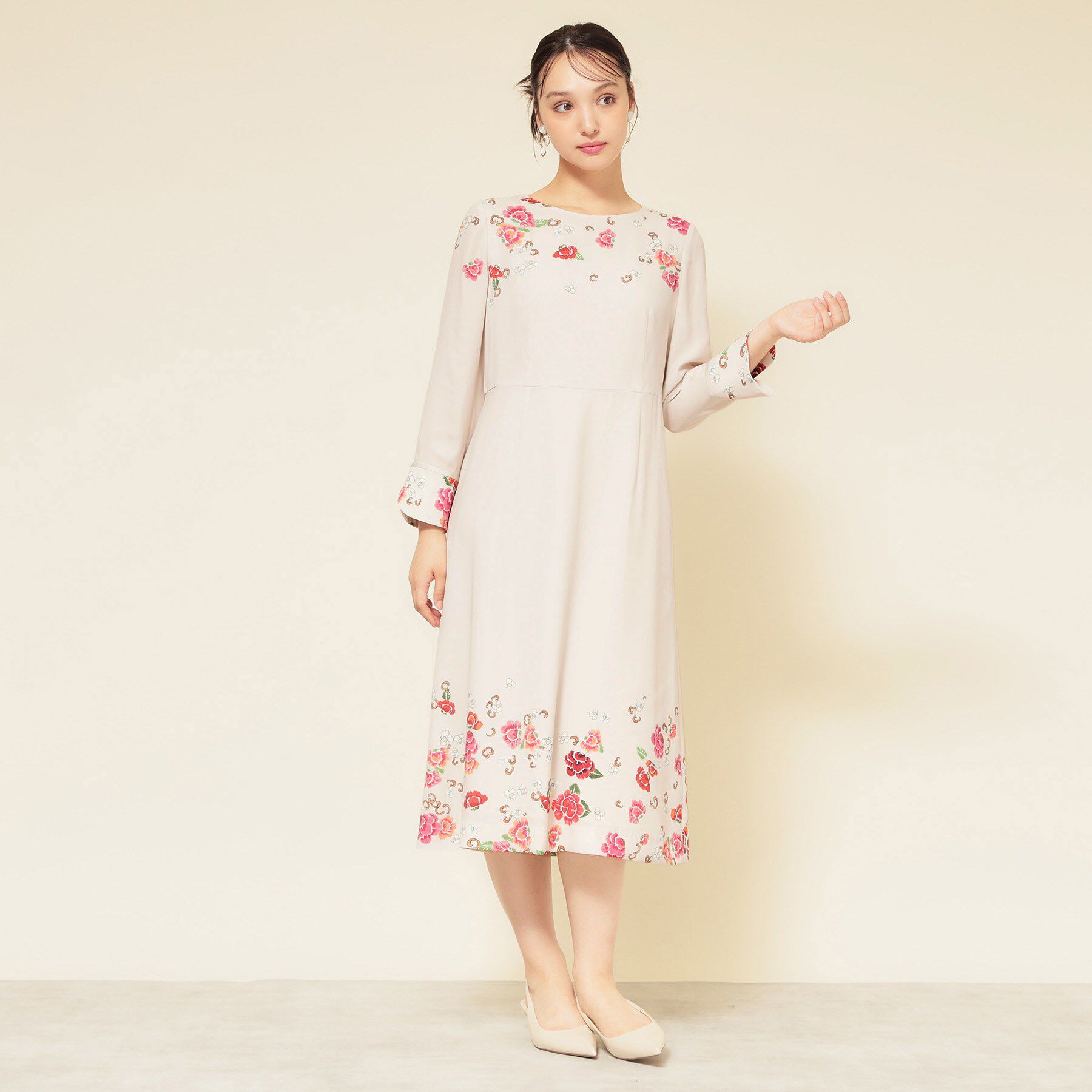 SunaUna「【co creation and yours／SS～L】花柄パネルワンピース」|ワンピース|