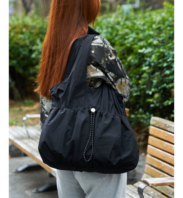 ikka「【雑誌InRed4月号掲載】撥水ドロストポケバルーントート」|トートバッグ|