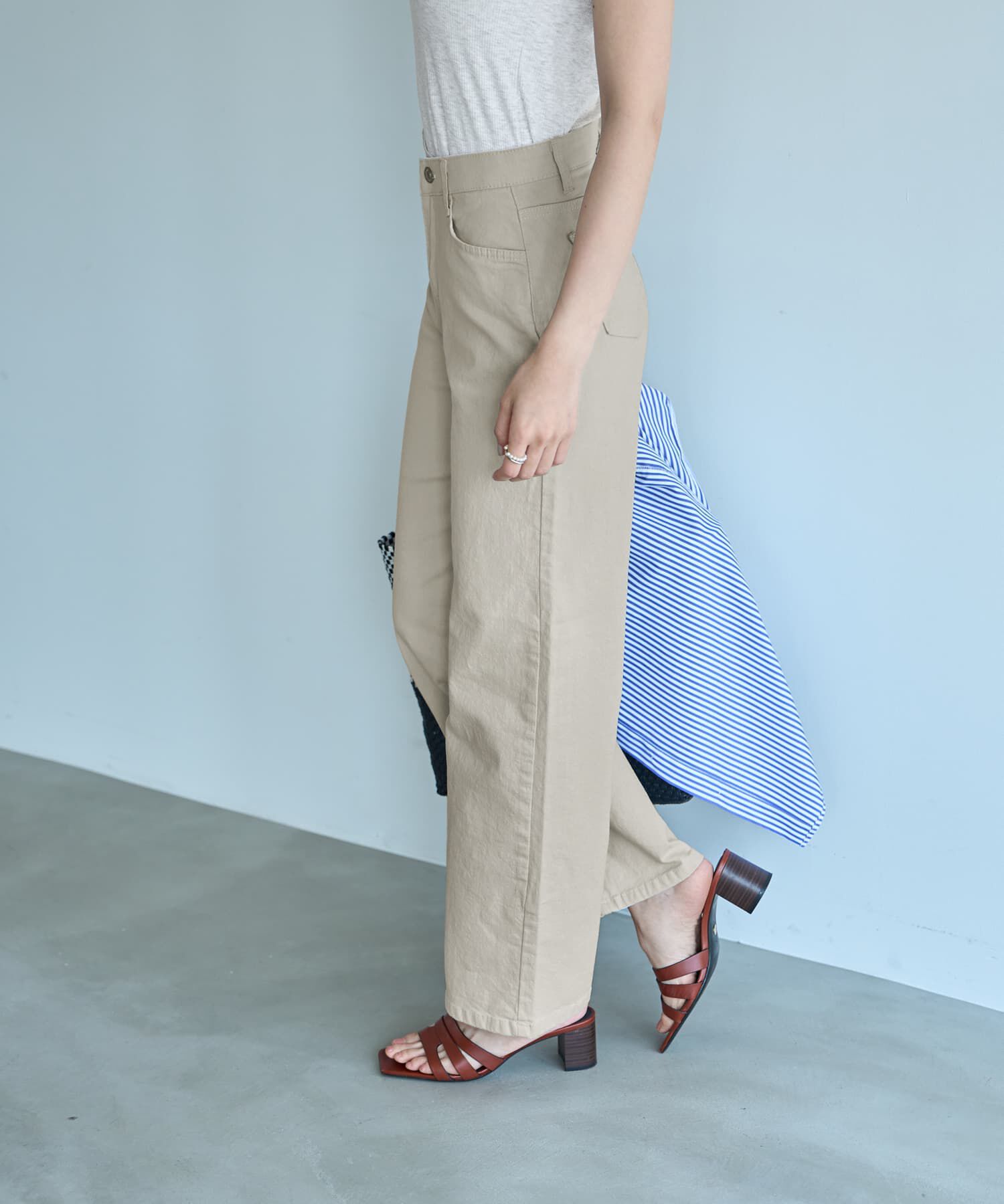 STYLE DELI「ウエストにゴム内蔵のストレッチコットンストレートパンツ」|チノ|