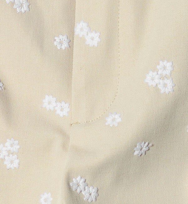 UNITED ARROWS「エンブロイダリー フラワー スリム テーパードパンツ ‐ウォッシャブル‐」|チノ|