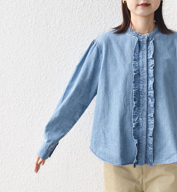 SHIPS for women「〈洗濯機可能〉ライトオンス フリル デニム シャツ」|シャツ・ブラウス|