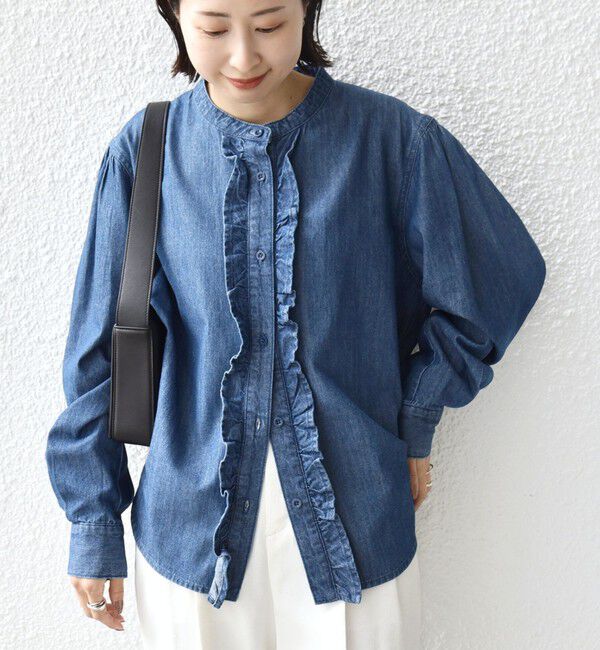 SHIPS for women「〈洗濯機可能〉ライトオンス フリル デニム シャツ」|シャツ・ブラウス|