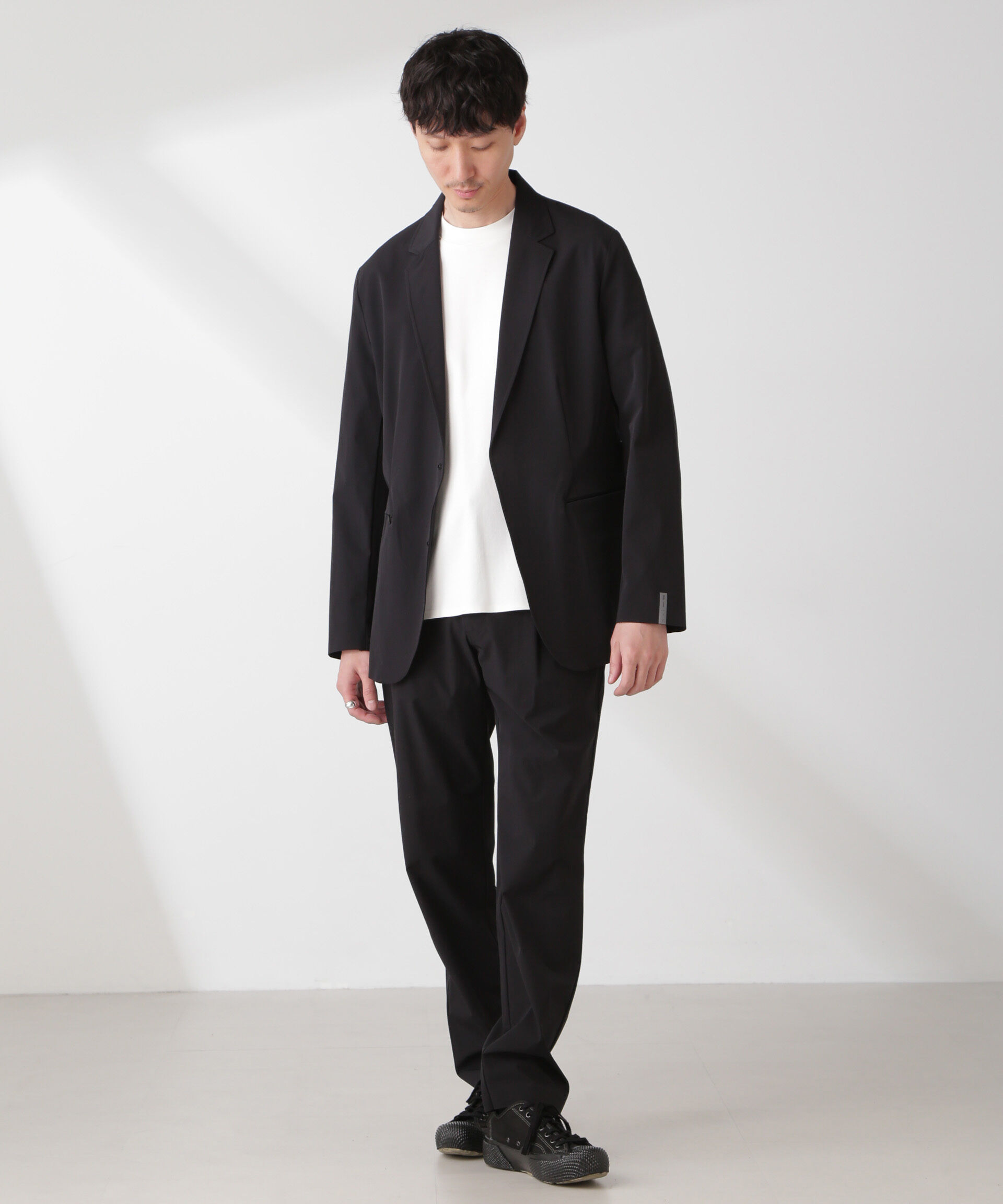 nano･universe「｢EVERLAST｣ テクニカルナイロンパンツ（セットアップ可）」|チノ|