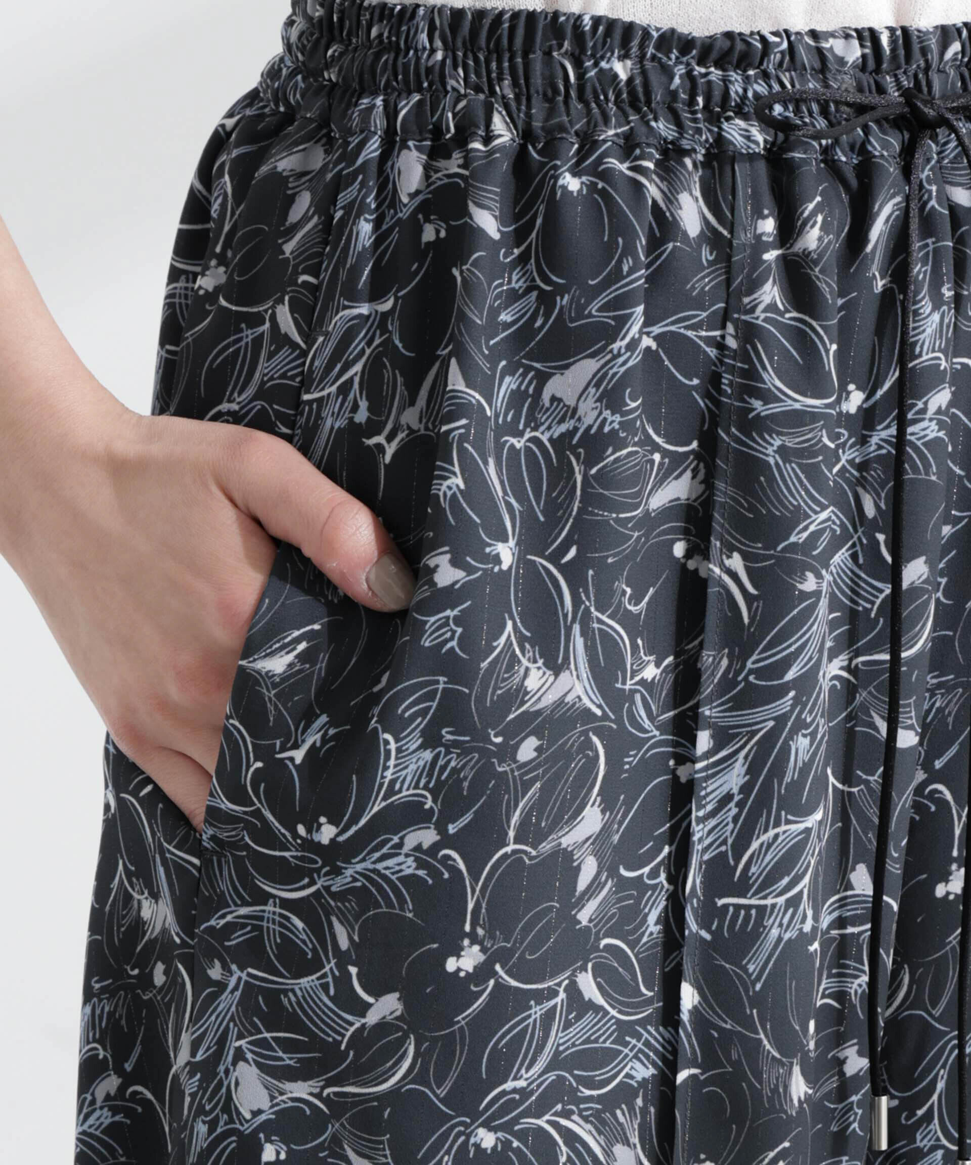  「ロンシャンオールドコレクション フラワーワイドパンツ」|その他|