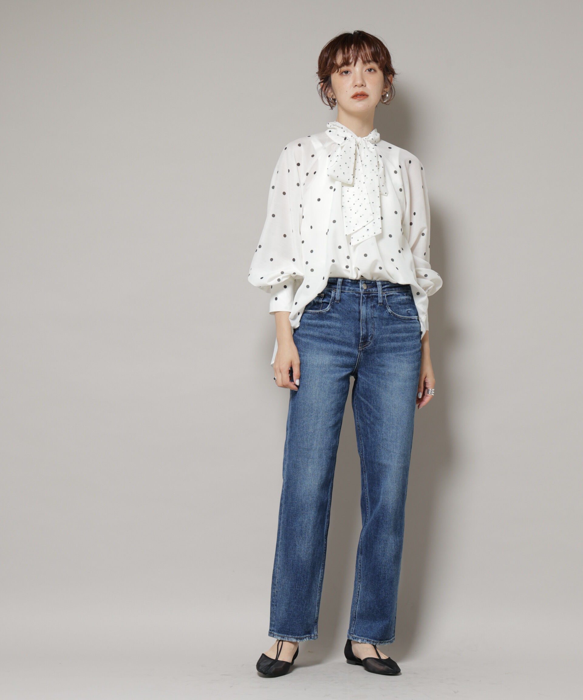 nano･universe「ランダムドットボータイ付きブラウス」|シャツ・ブラウス|