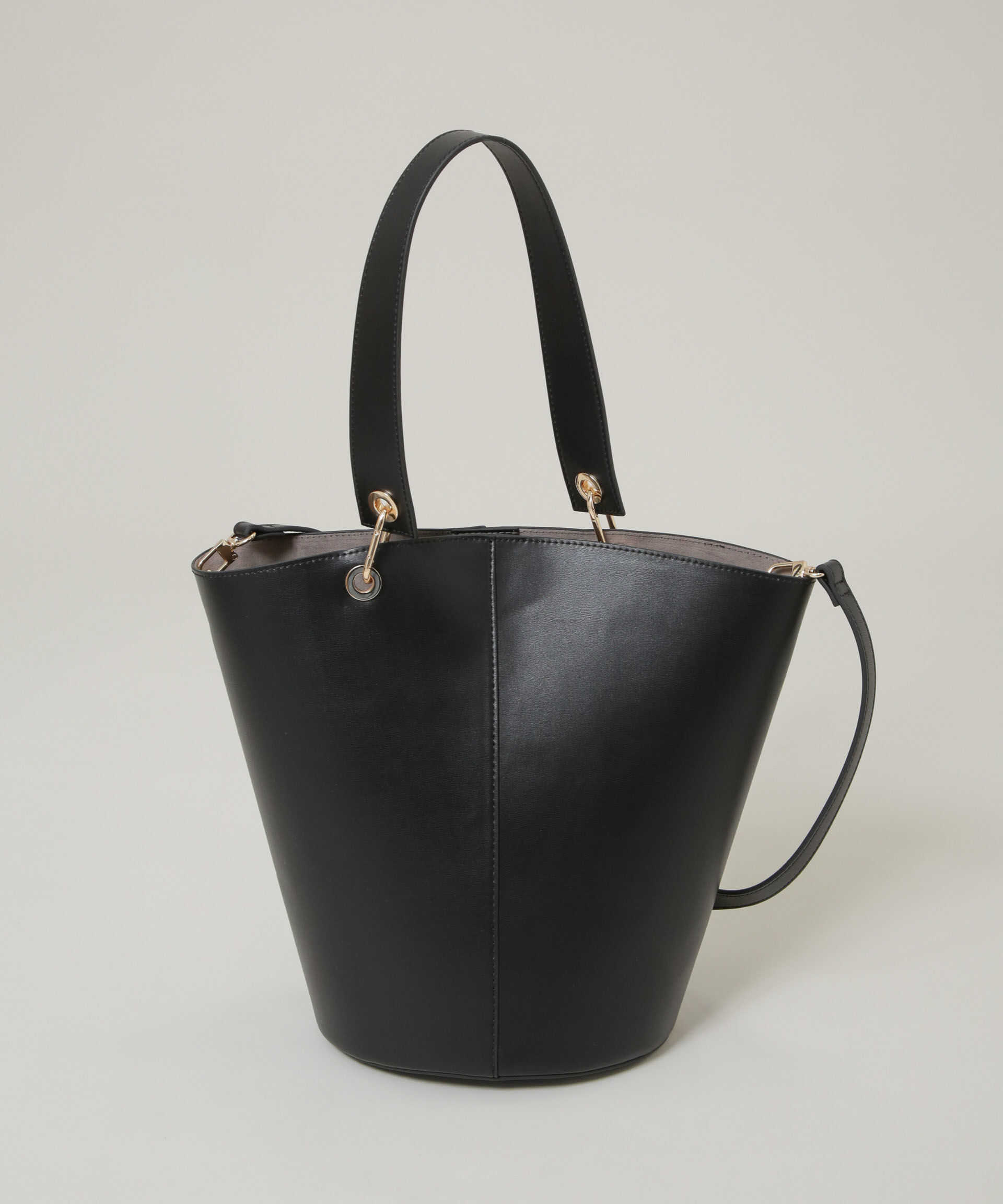 nano･universe「アシンメトリーハンドルバケツトート」|ショルダー・メッセンジャー|