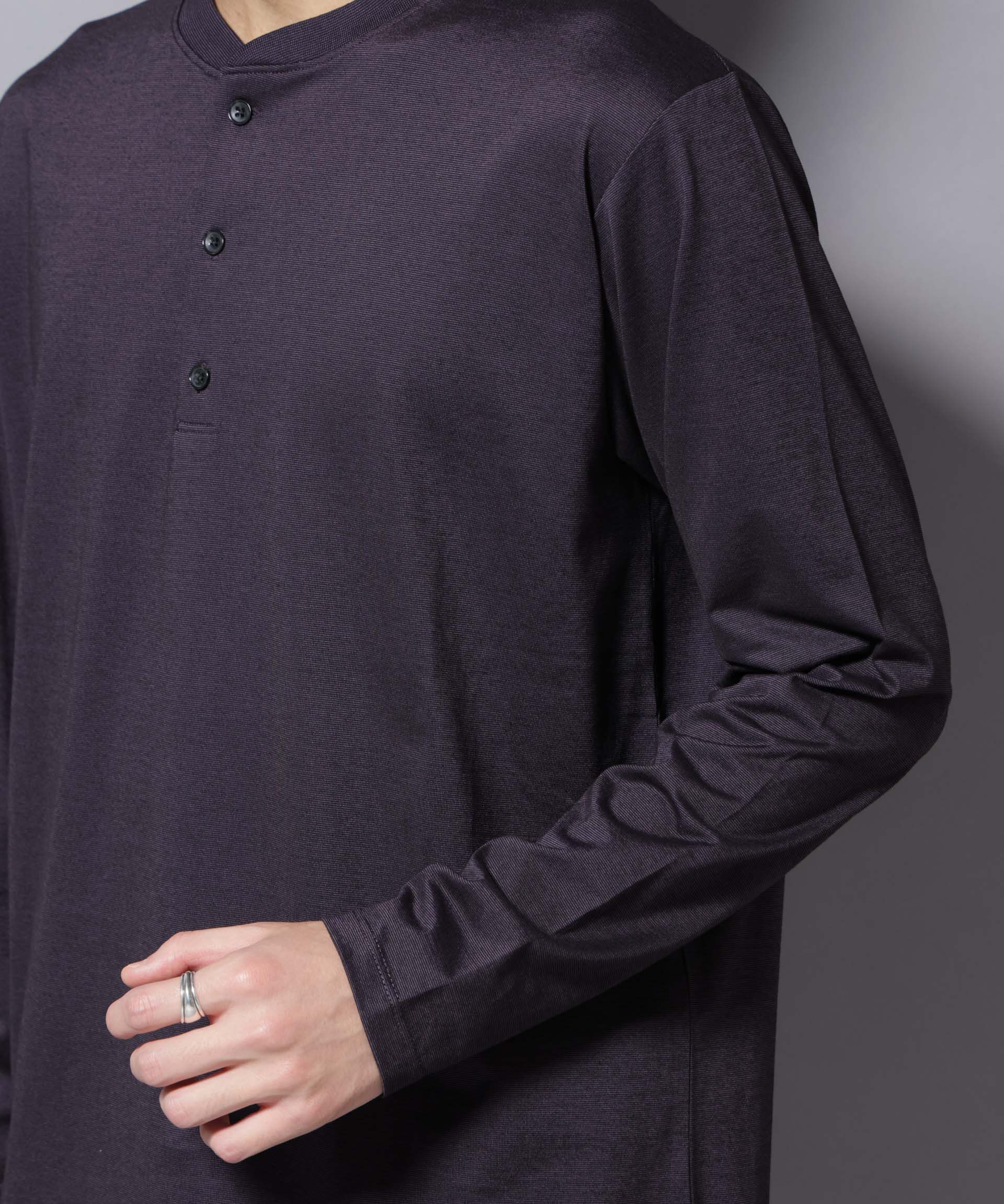 nano･universe「ソラーロライトストレッチヘンリーネックTシャツ 長袖」|Tシャツ・カットソー|