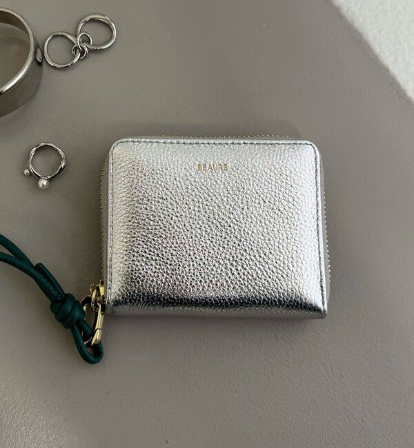 fredy emue「【BEAURE/ビュレ】レザーストラップウォレットM」|財布|シルバー