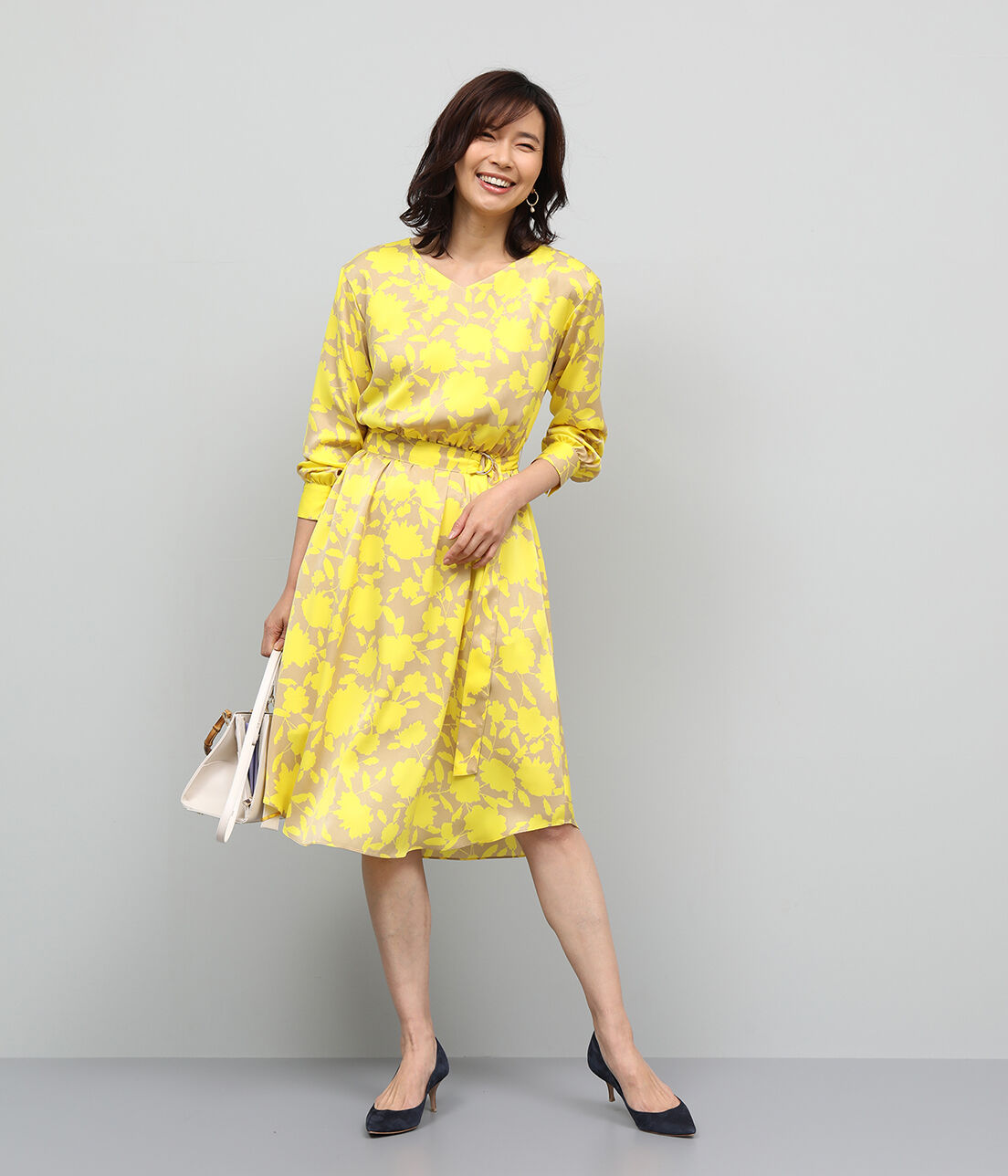 ROPE「起毛サテン花柄ワンピース」|ワンピース|