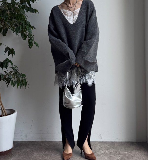  「【WEB限定】深Vワイドスリーブプルオーバー」|ニット・セーター|