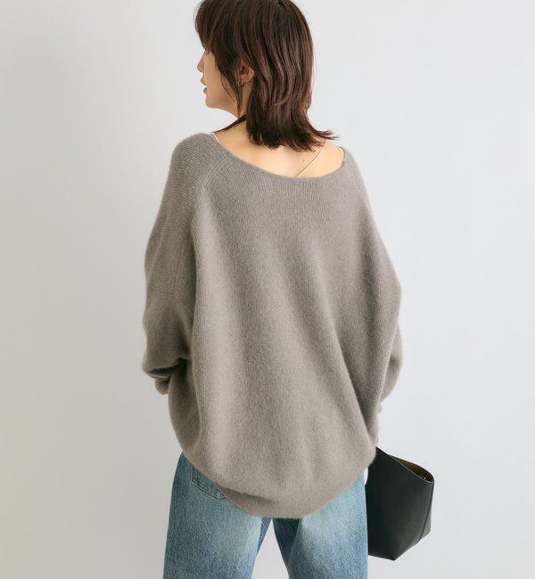  「【抜け感シルエット】ヘアリーウール片畦Vネックニット」|ニット・セーター|