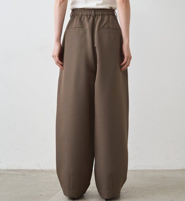  「バレルレッグパンツ」|チノ|