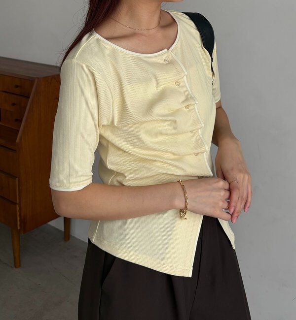  「【一癖可愛い】フロントタックフリルT」|Tシャツ・カットソー|