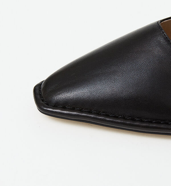 AU BANNISTER「ステッチダウンキャザーベルトバブーシュフラット」|パンプス|