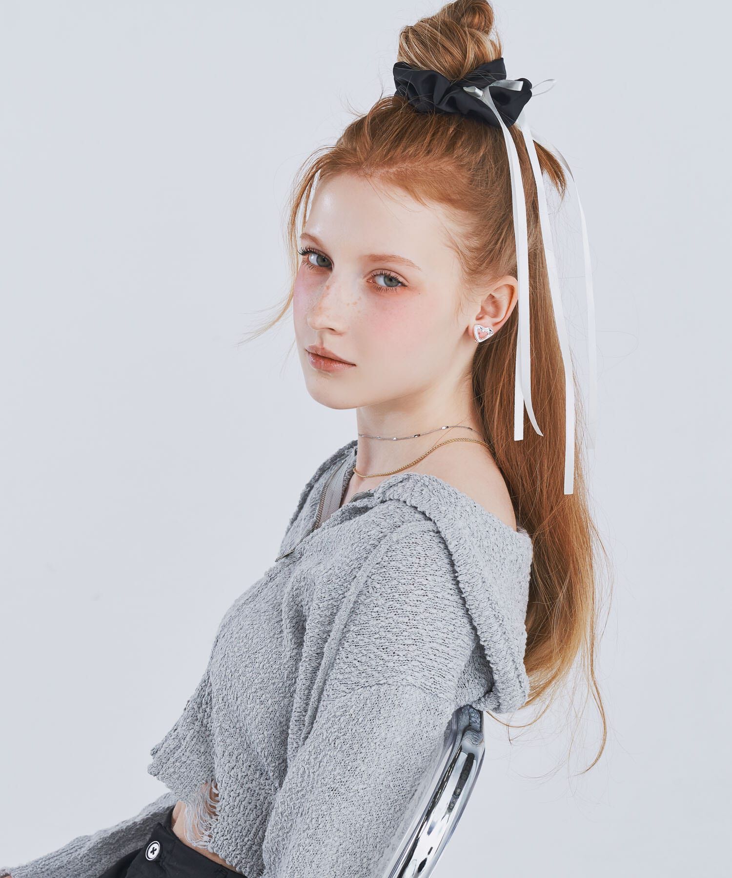 SMELLY「サテンリボンボリュームシュシュ」|ヘアゴム・シュシュ|