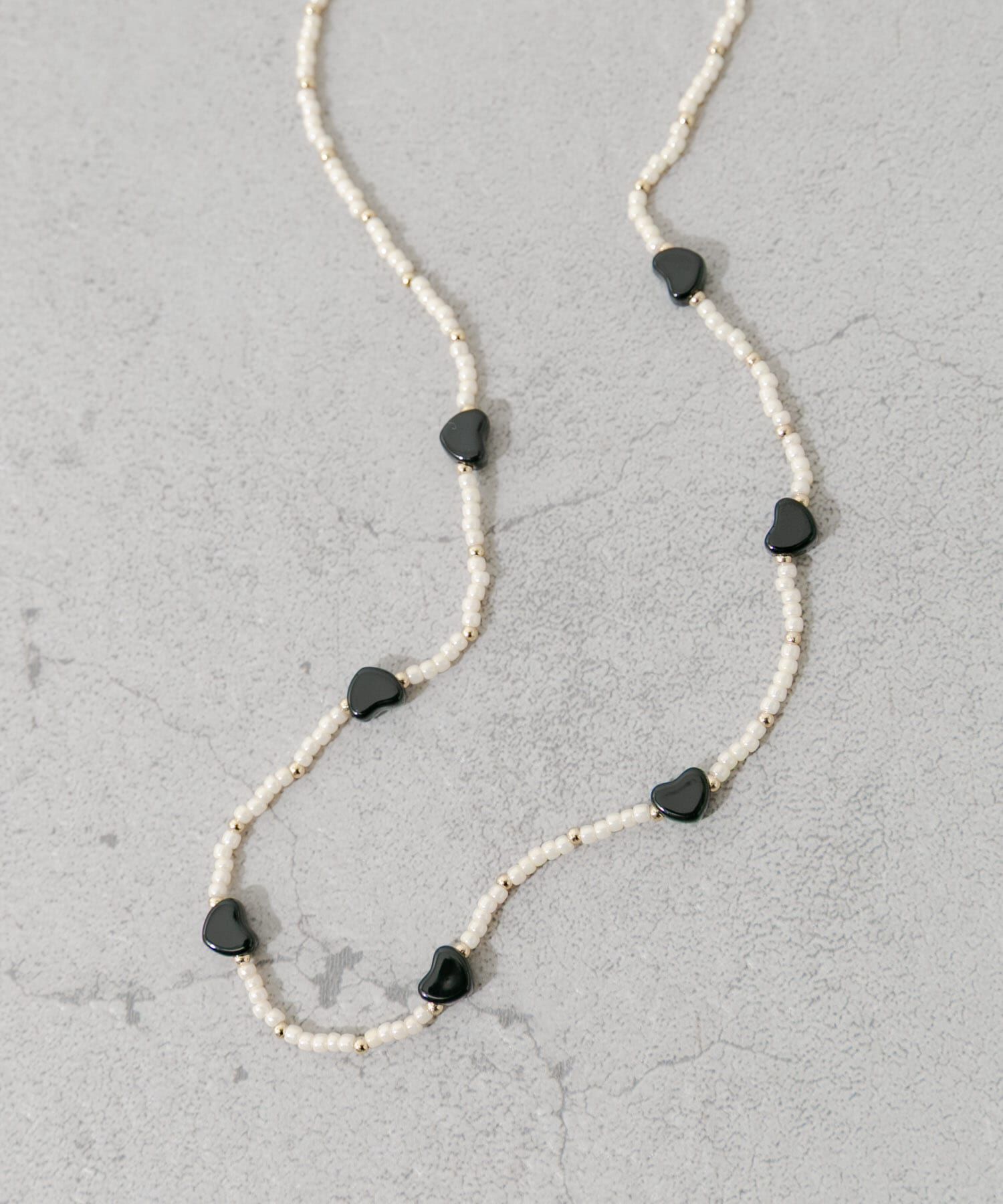 SMELLY「ハートビーズネックレス」|ネックレス|