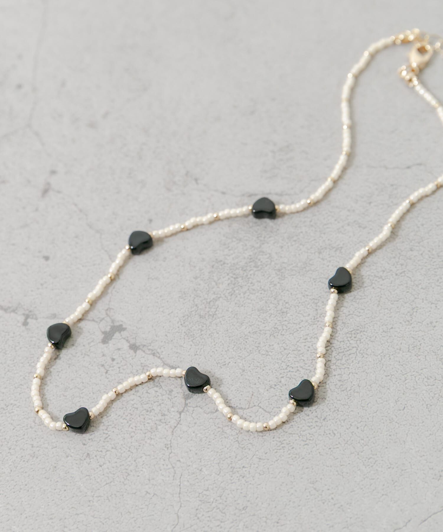 SMELLY「ハートビーズネックレス」|ネックレス|